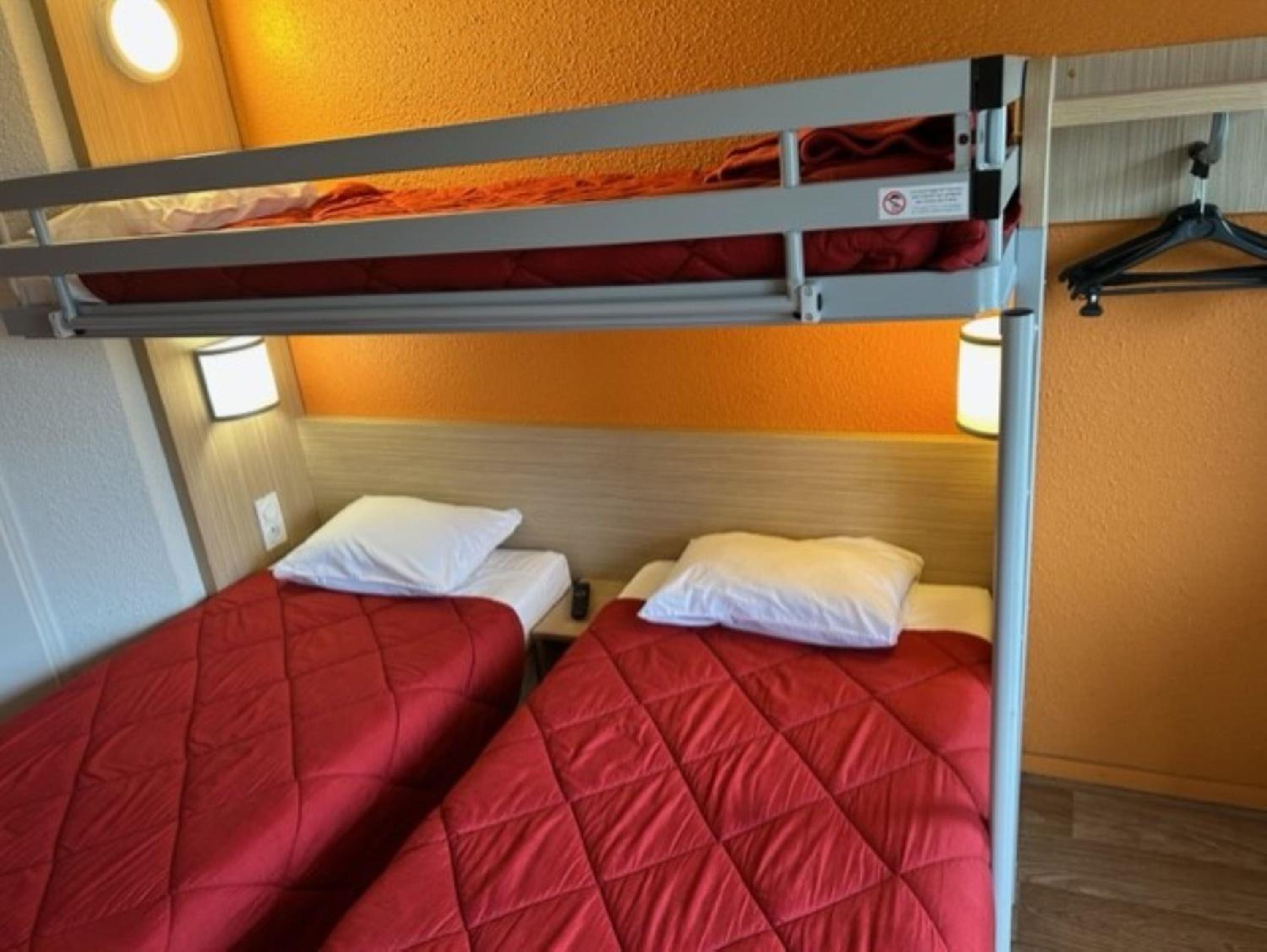 Triple Room (1 Double Bed + 1 Single Bed)