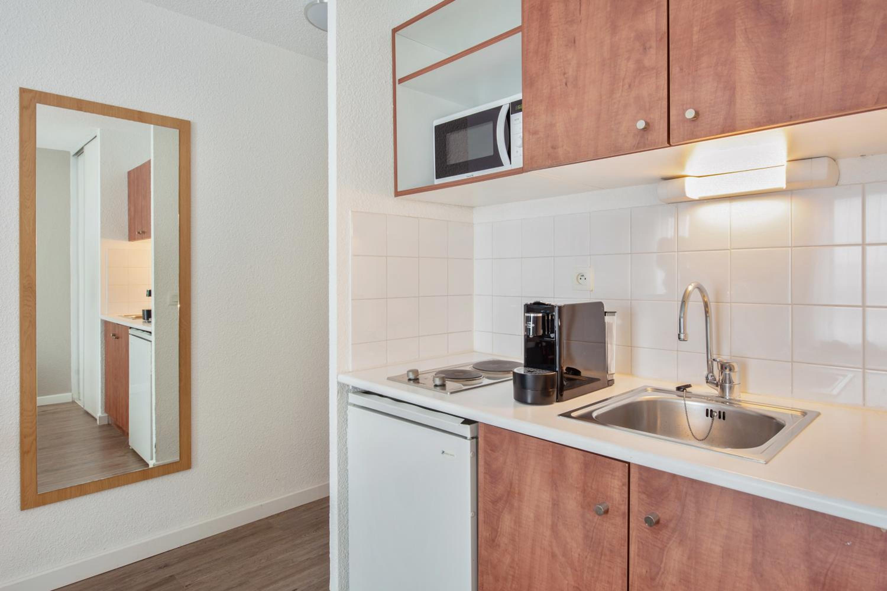 Apartment (4 Adults)