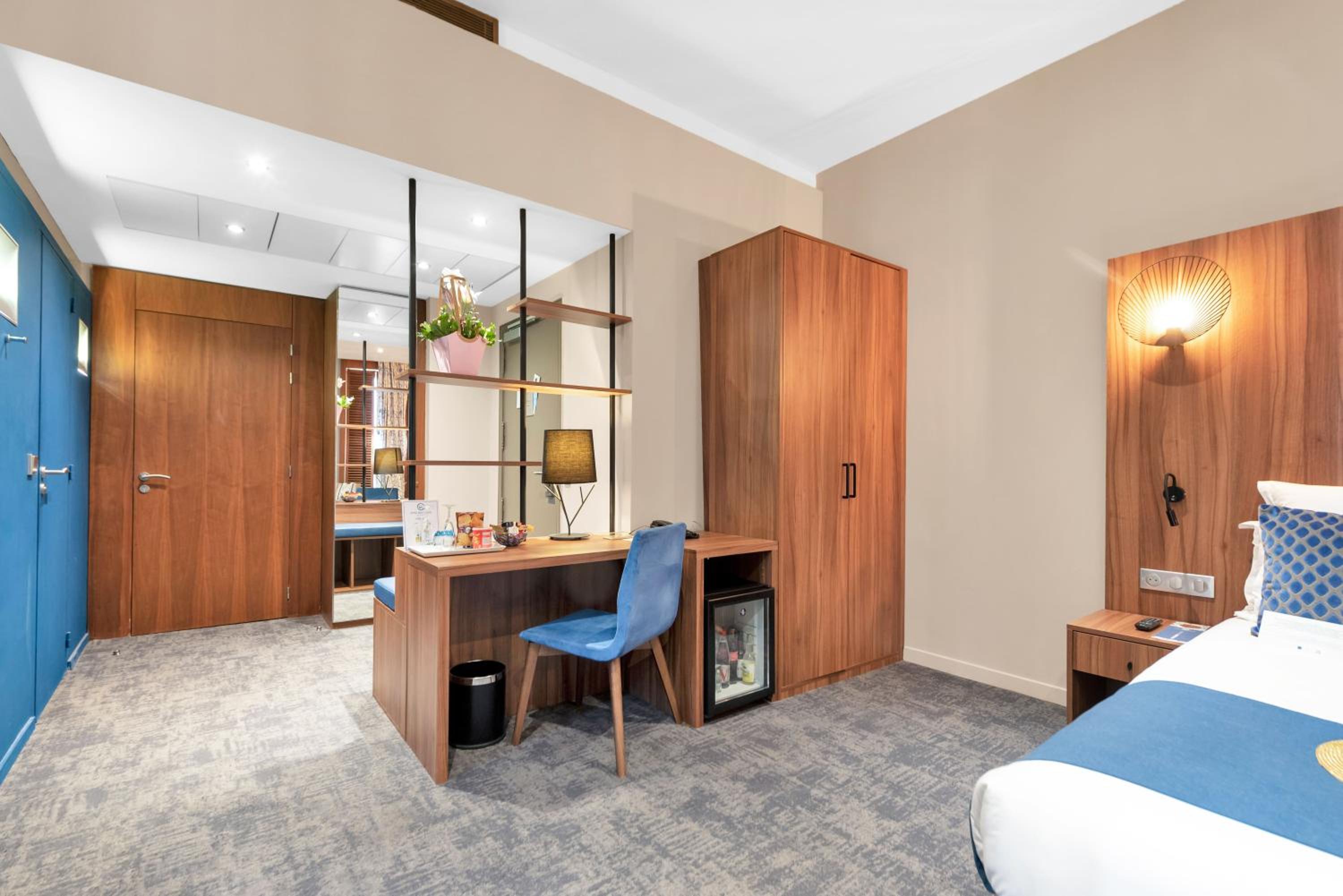 Junior Suite with Terrace