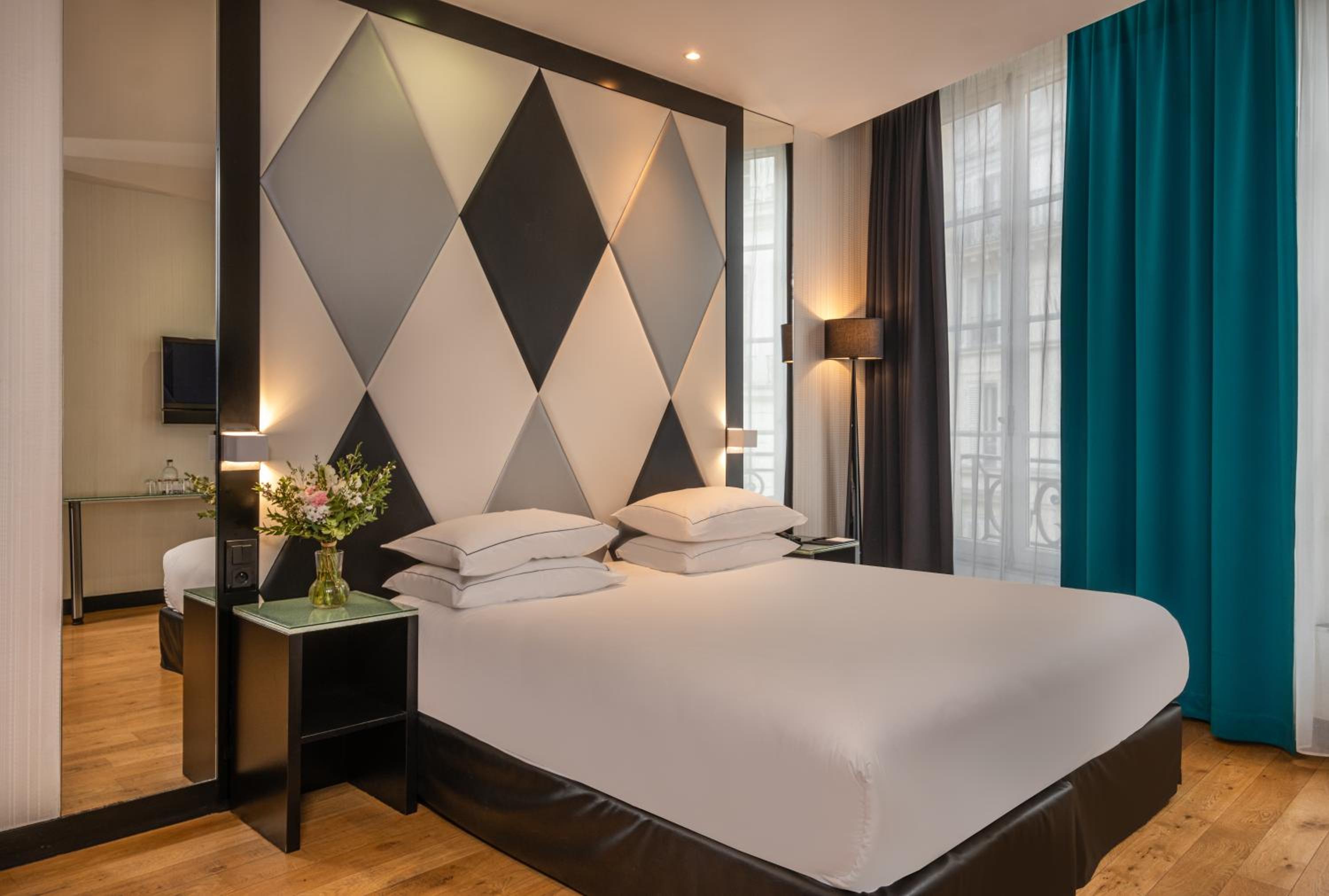 Executive Suite with Balneotherapy Bath