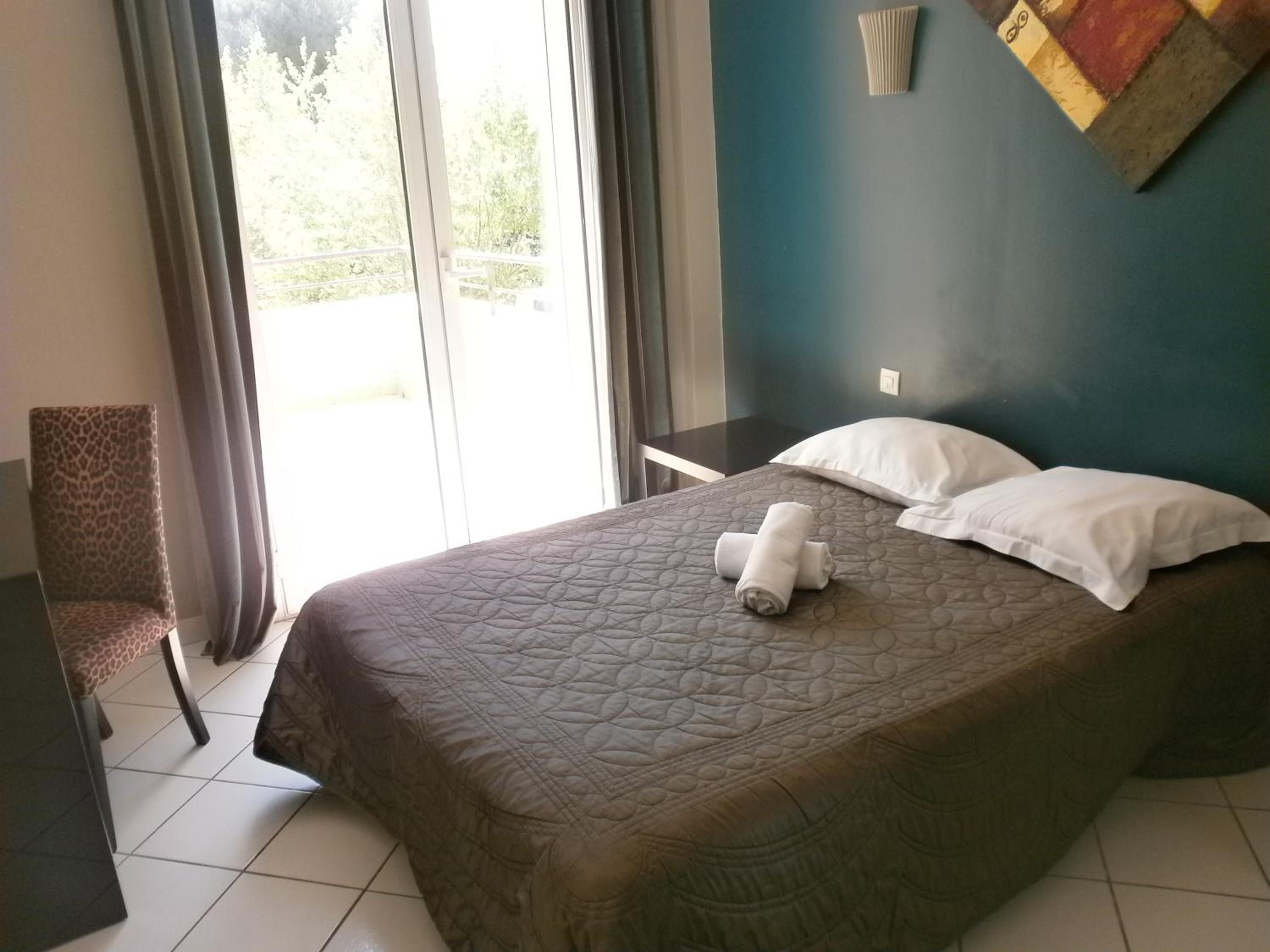 Superior Double Room with Garden View