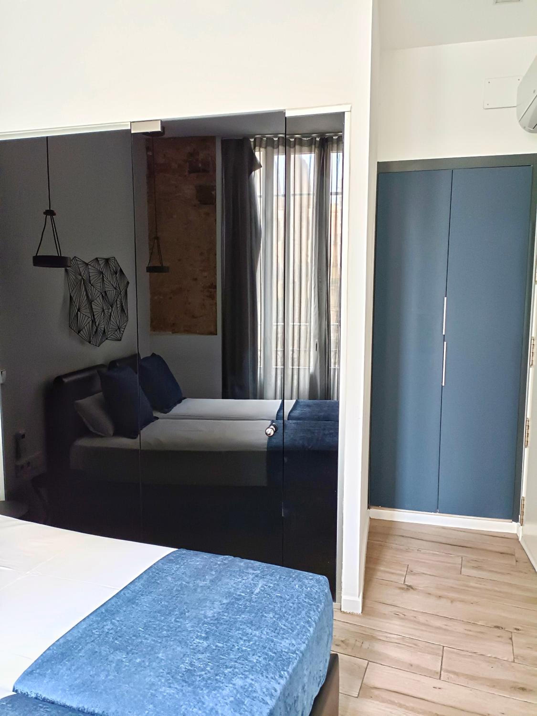 Standard Exterior Twin Room