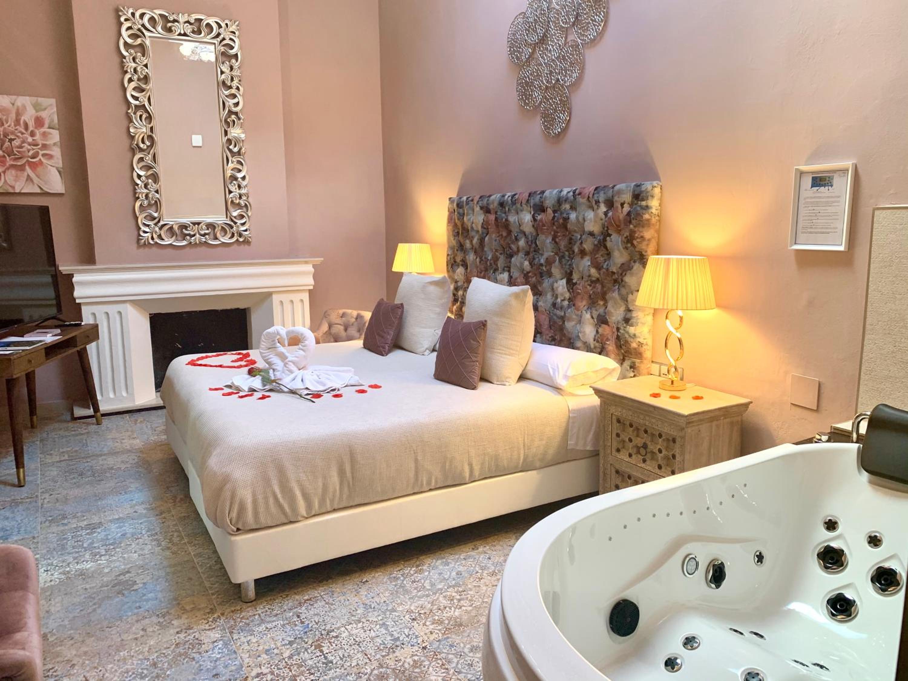 Suite with Jacuzzi