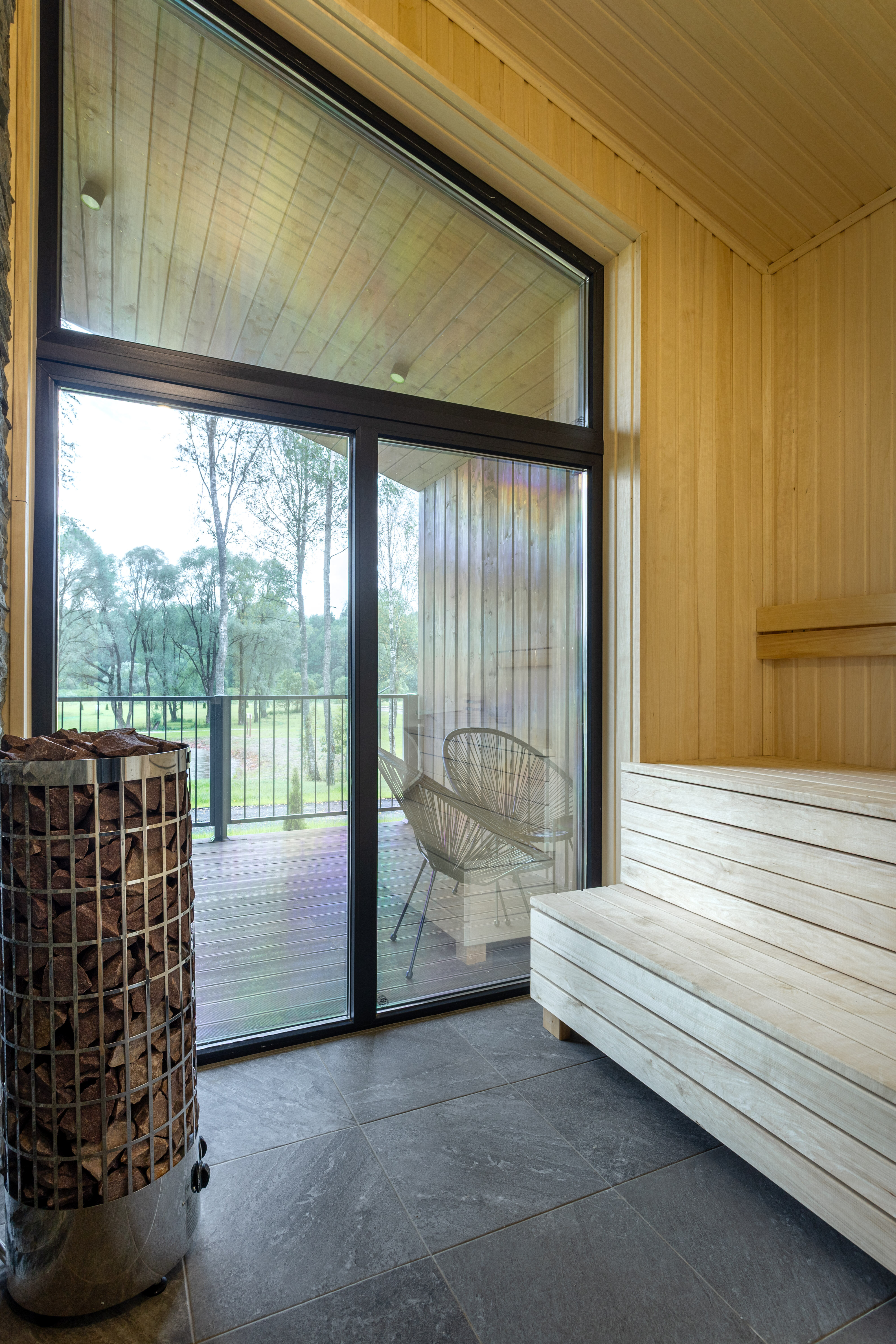 Дом у озера с сауной