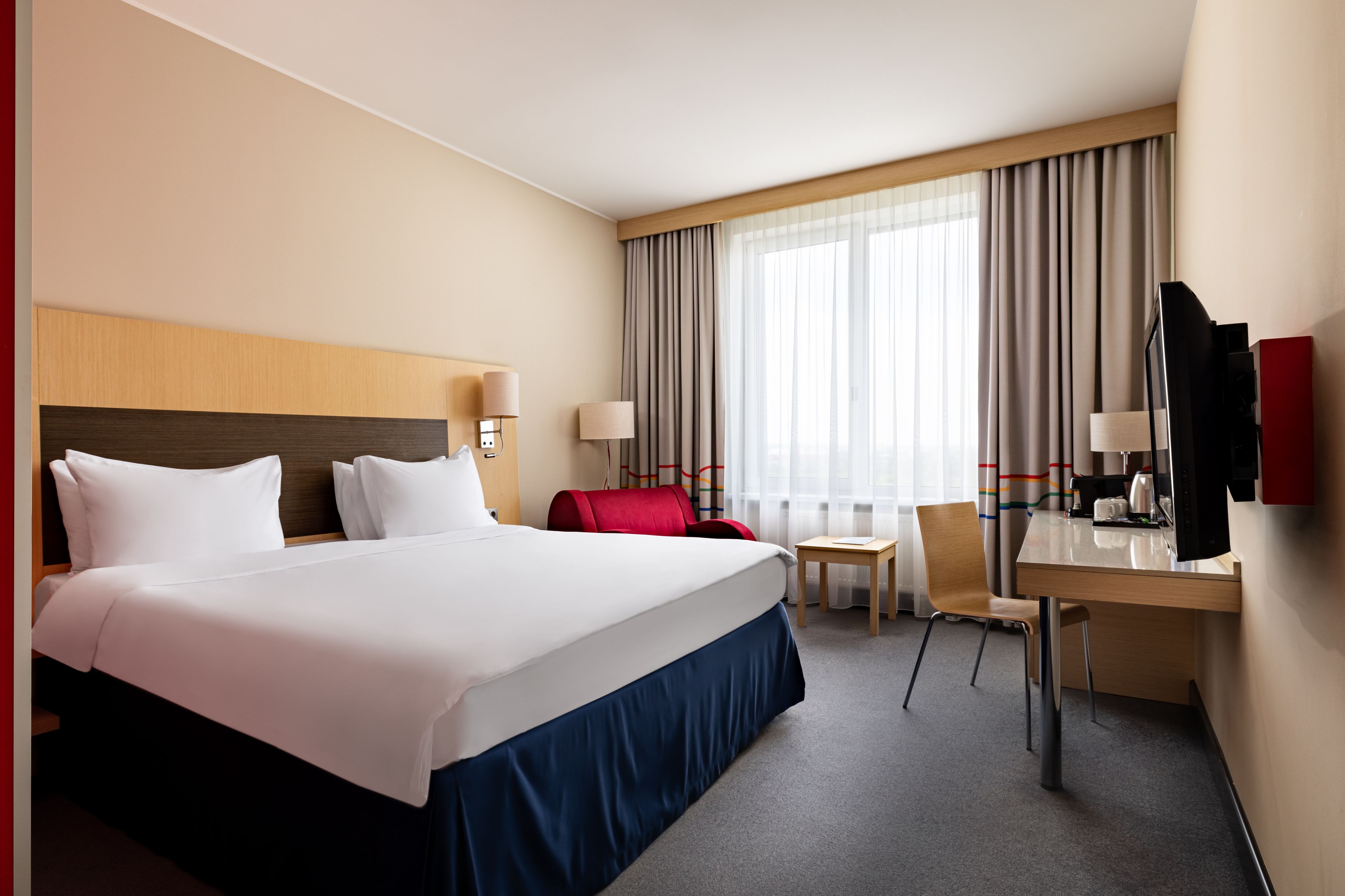 Джуниор с двуспальной кроватью