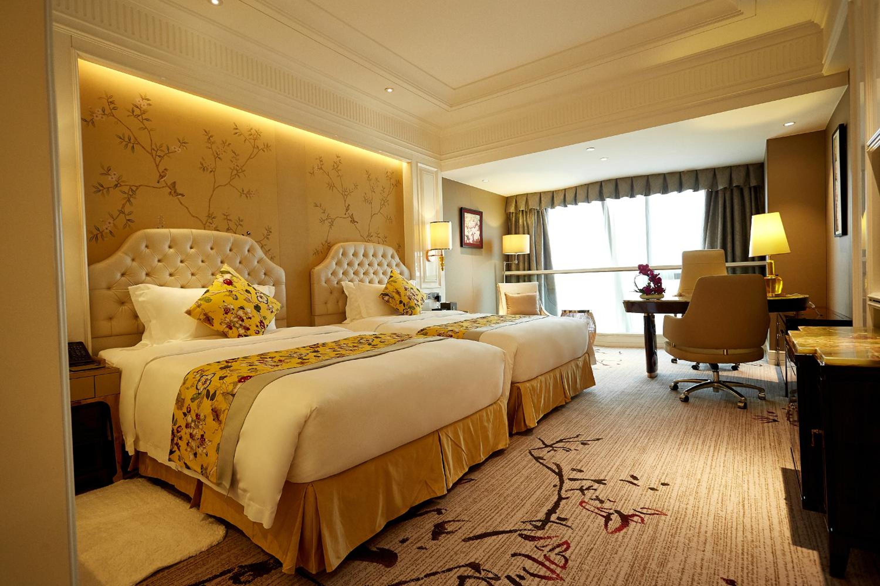 Executive Superior Twin Room