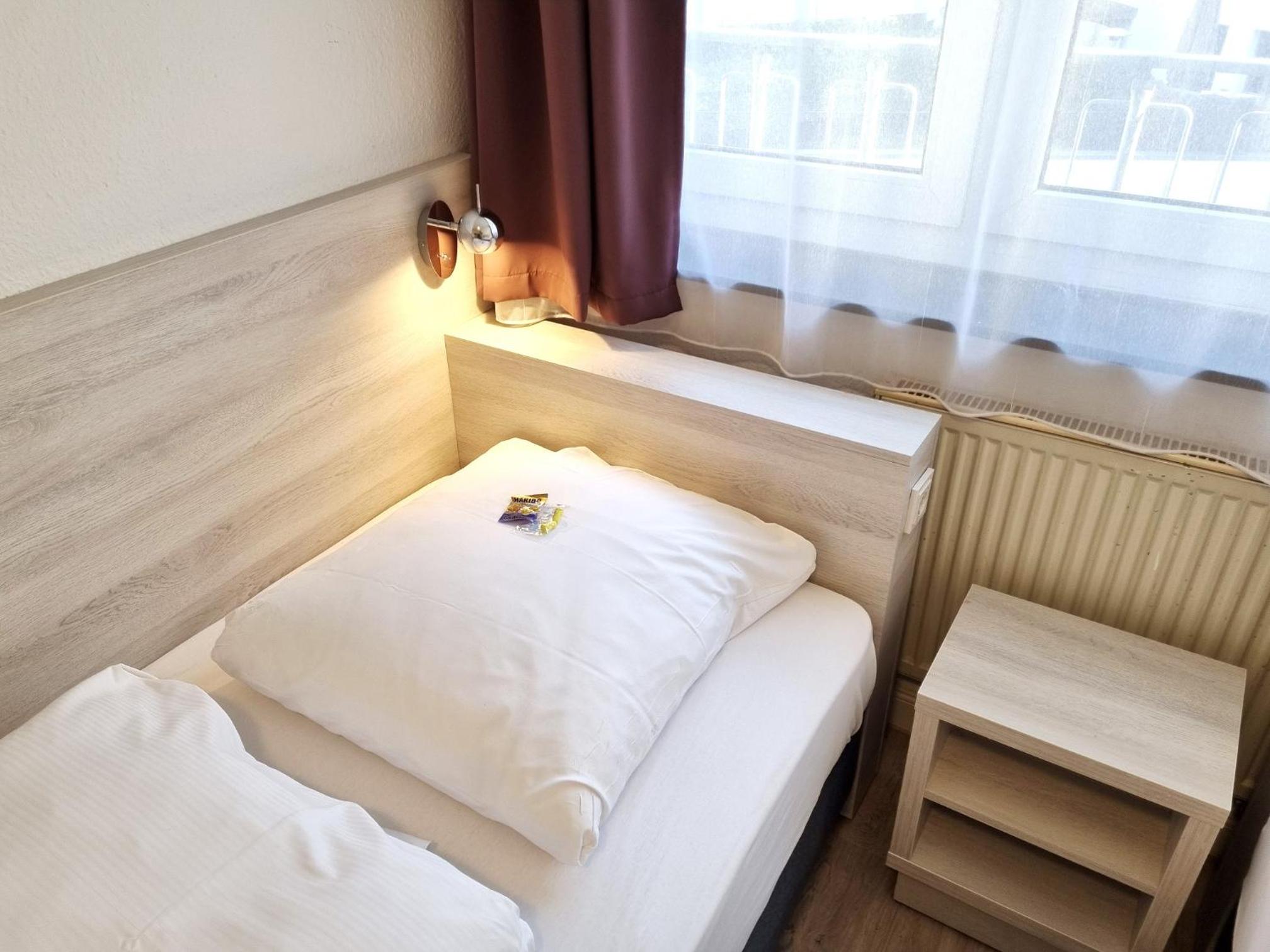 Twin Room with Shared Bathroom