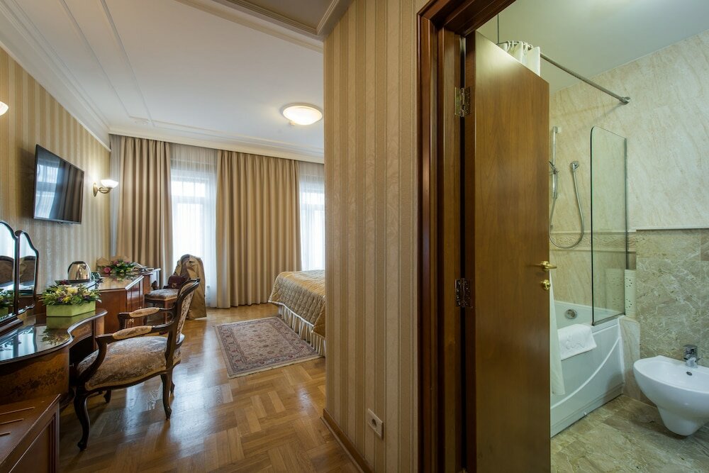Double Standard Room with Free Spa Access