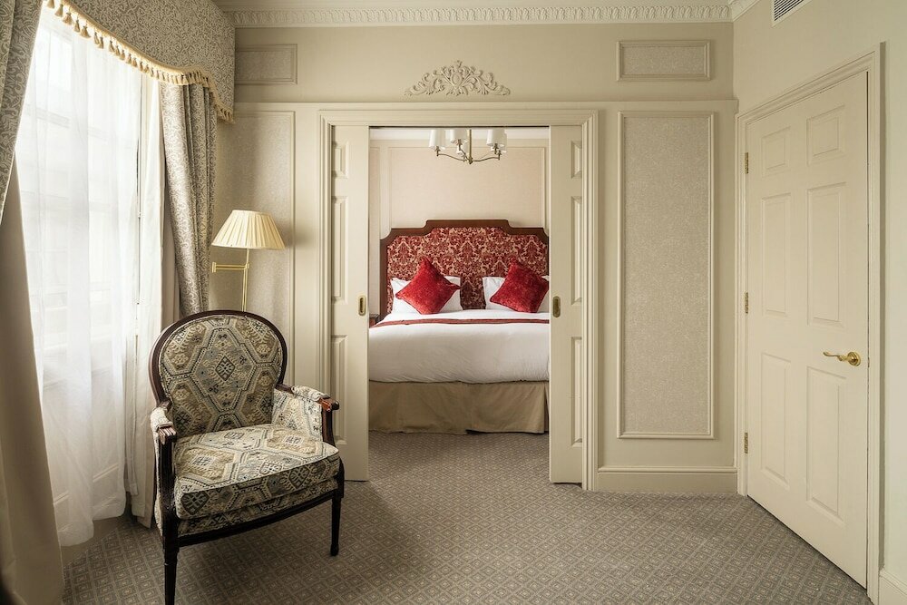 Superior 1 Bedroom Suite