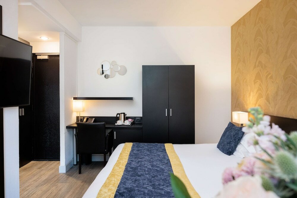 Superior Room, 1 King Bed, Non Smoking (Twin bed on request)