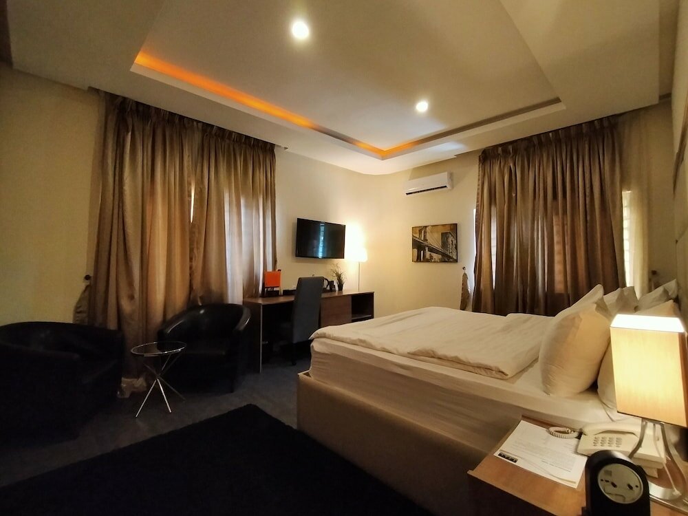 Executive Room