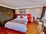 Superior Room, 1 King Bed в Swiss Lenana Mount Hotel