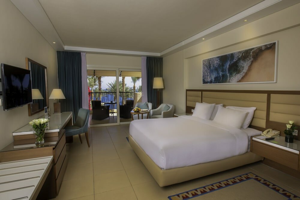 Room, 1 King Bed, Sea View
