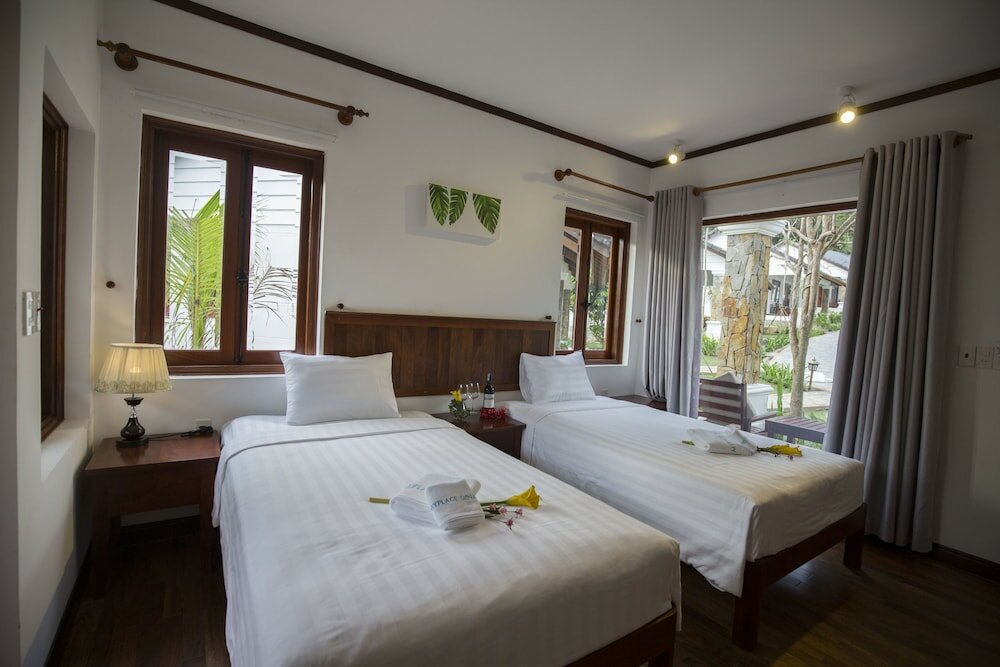 Premium Room, Pool View