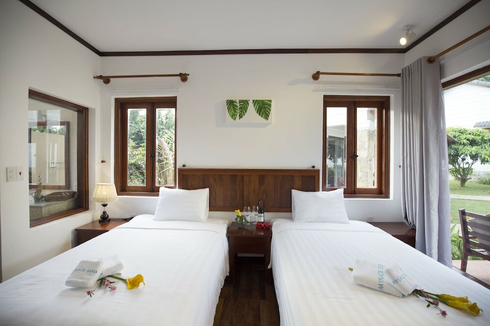 Premium Room, Pool View