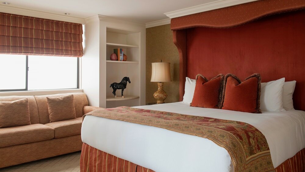 Penthouse, Terrace, City View (12th Floor)