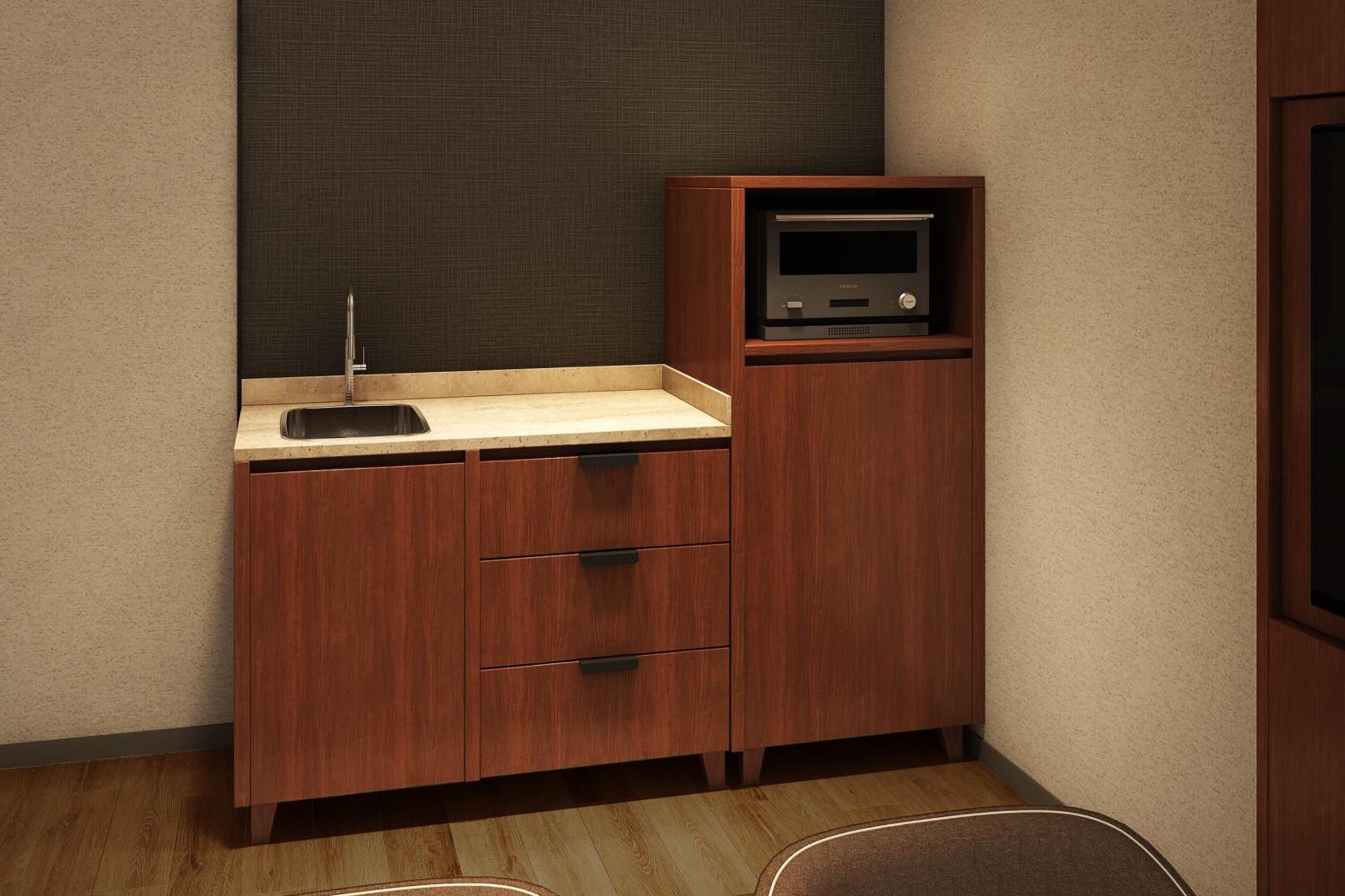 Residential Family Room with Lounge Access