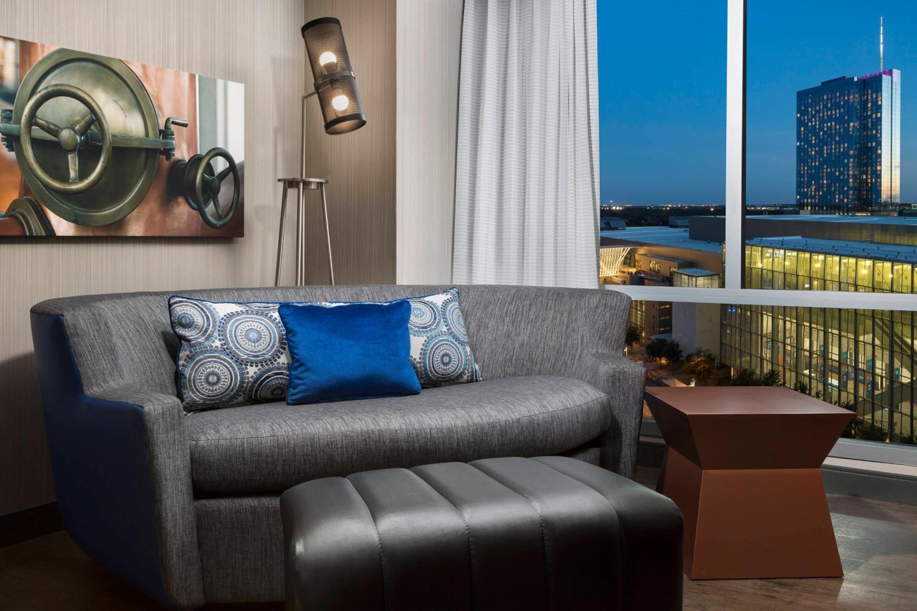 Executive, Guest room, 1 King, Sofa bed