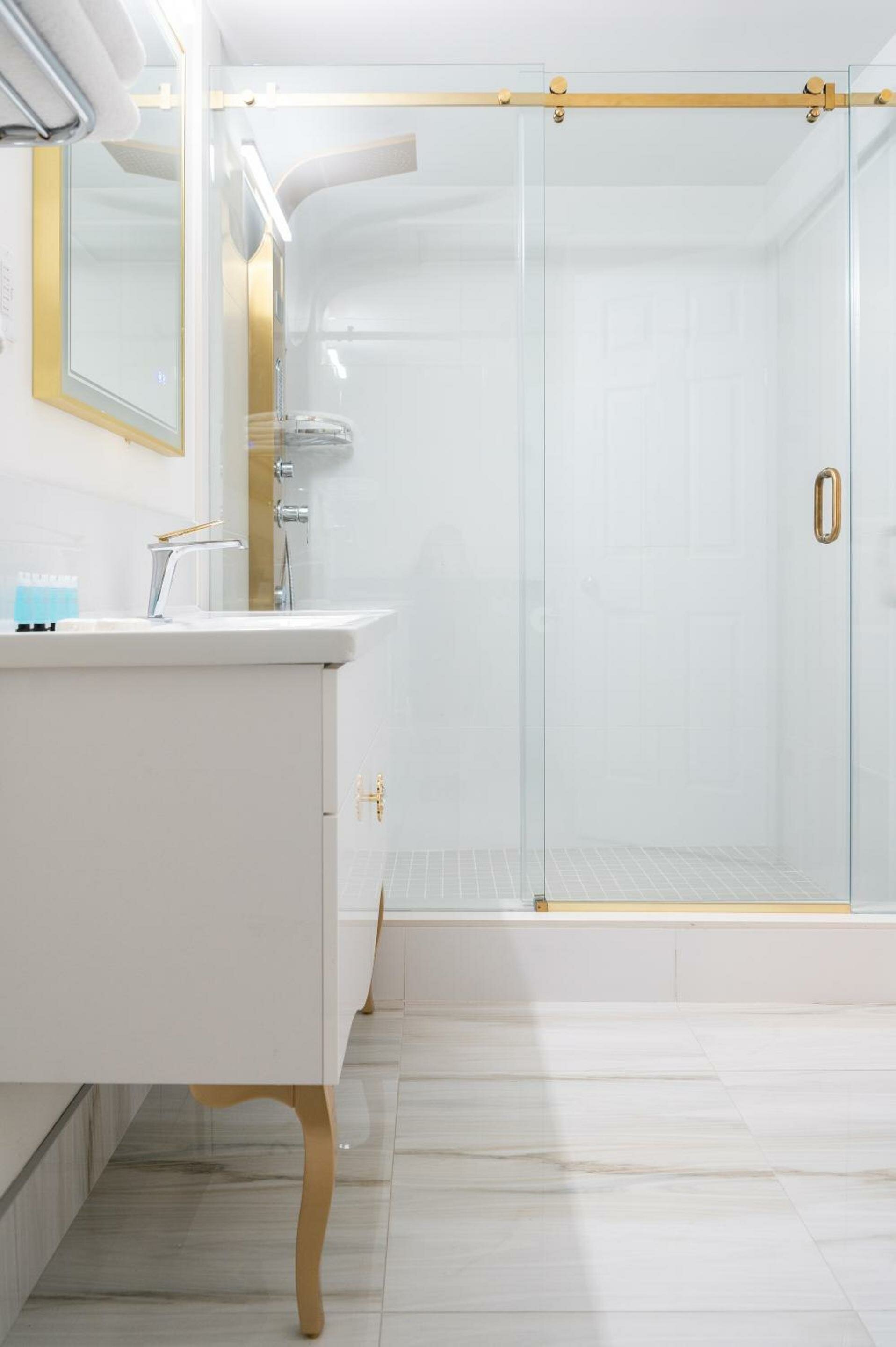 Luxury Room with Two Queen beds