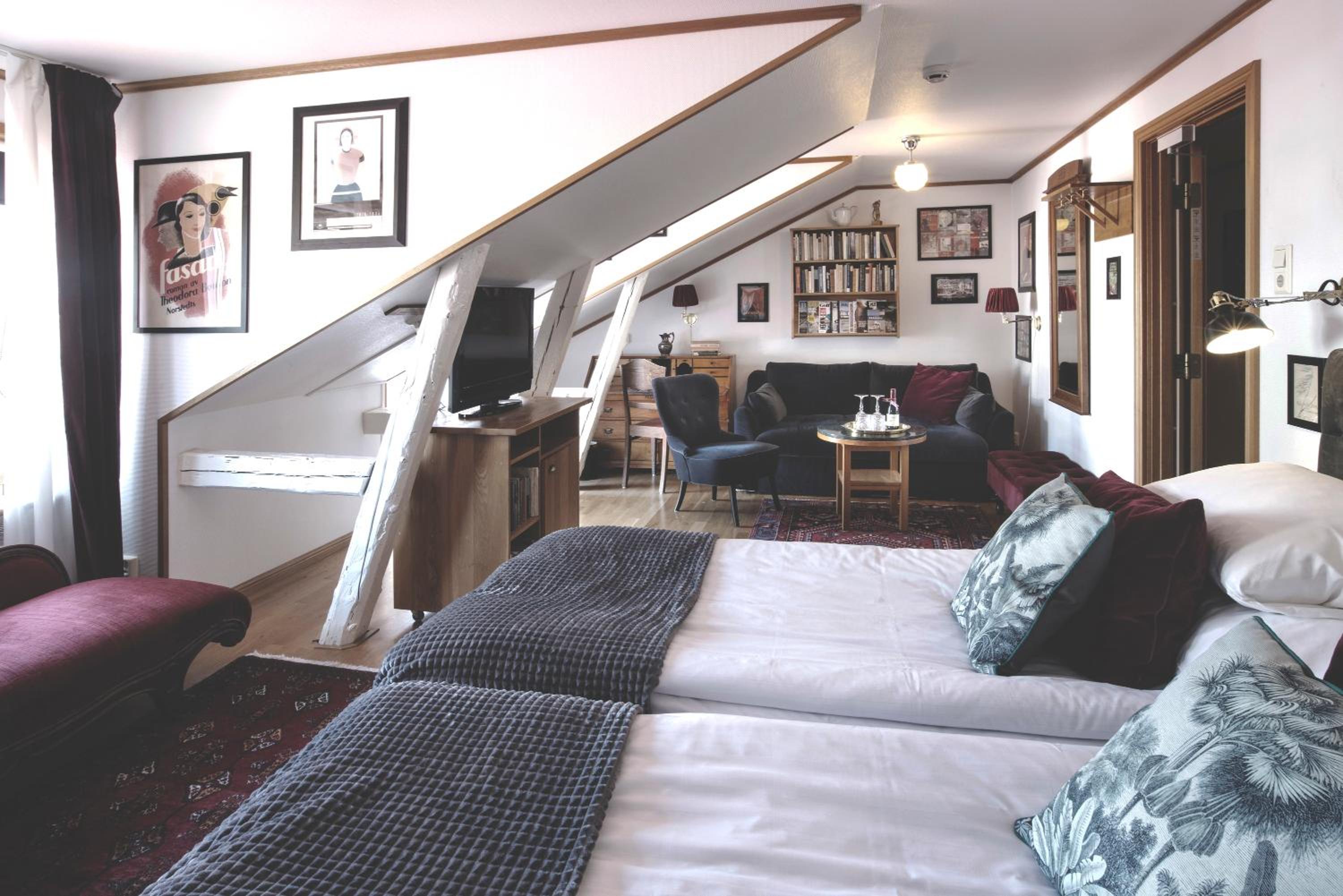 Superior Twin Room - The Torell House