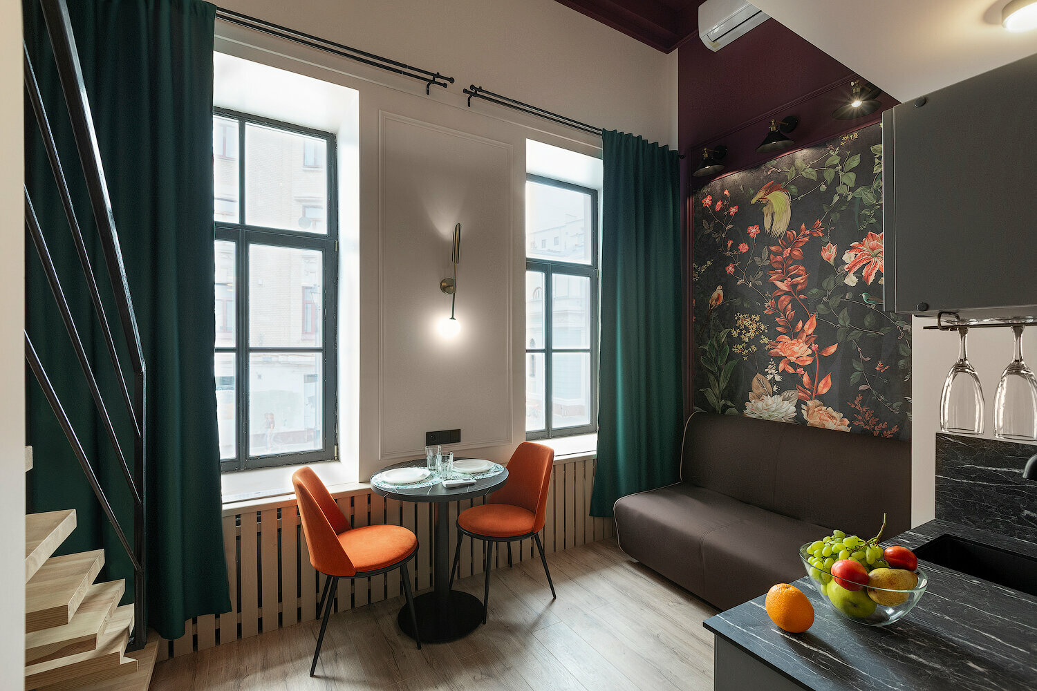 Двухуровневый четырехместный номер