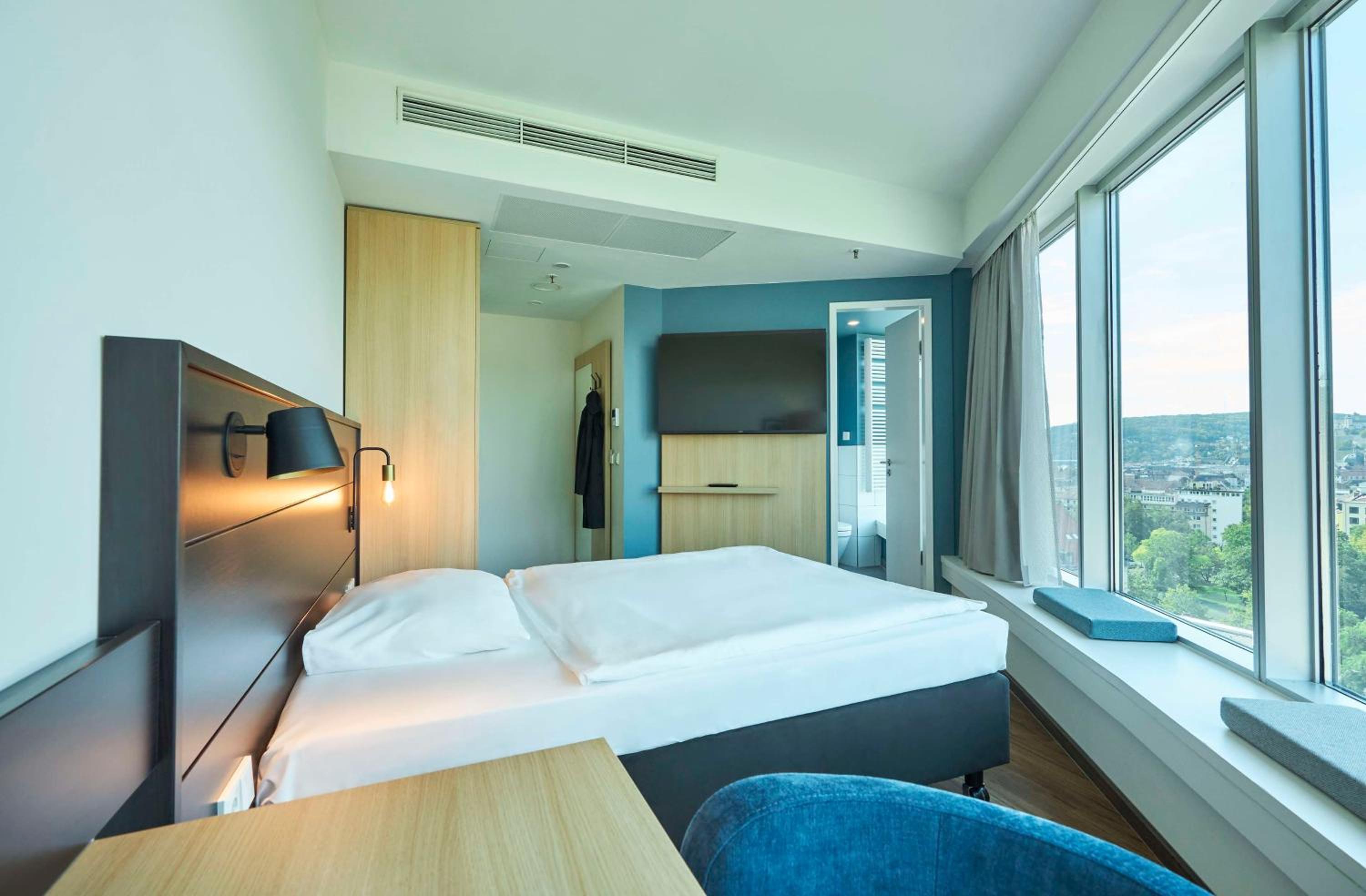 Business Single Room