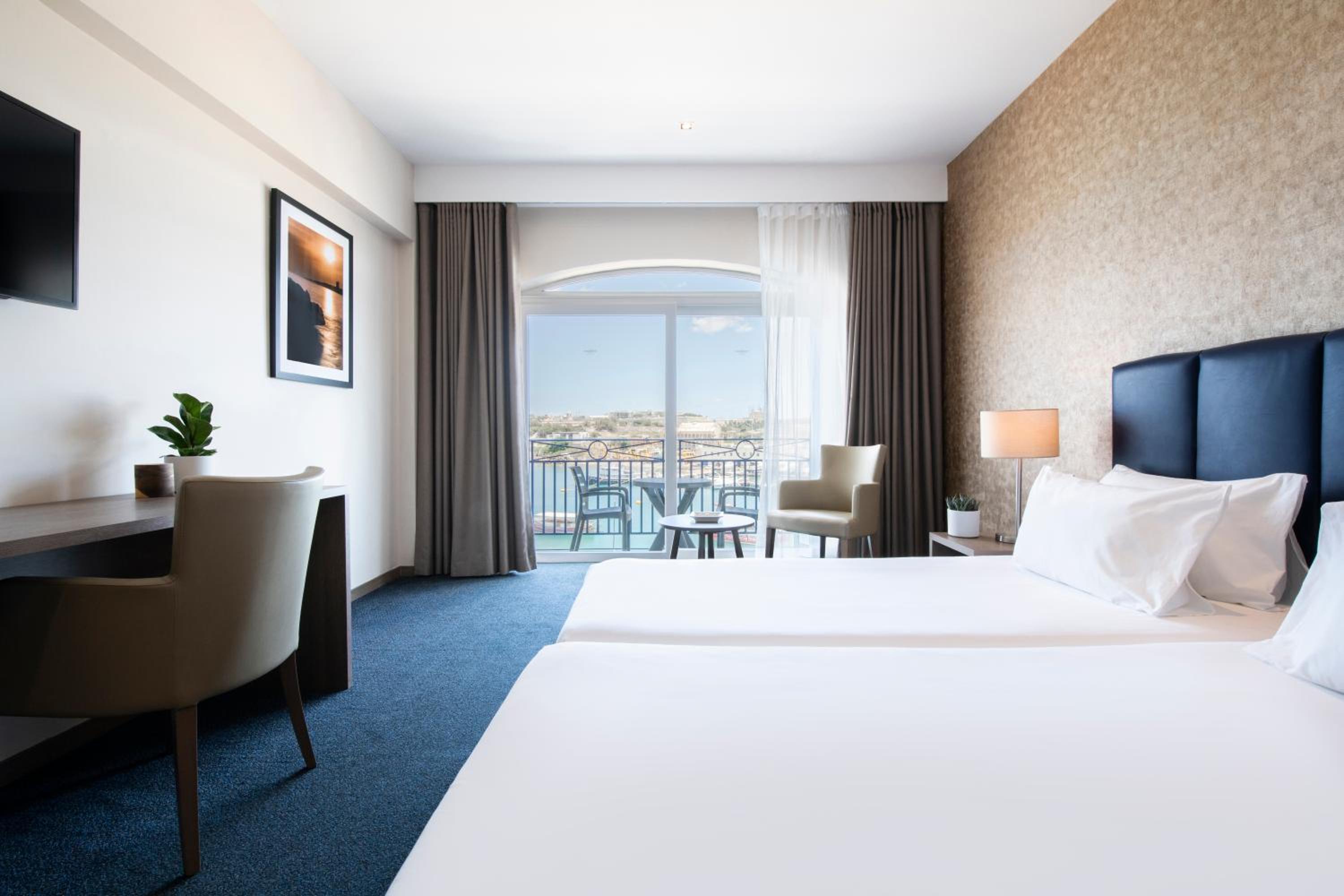 Superior Double or Twin Room with Sea View