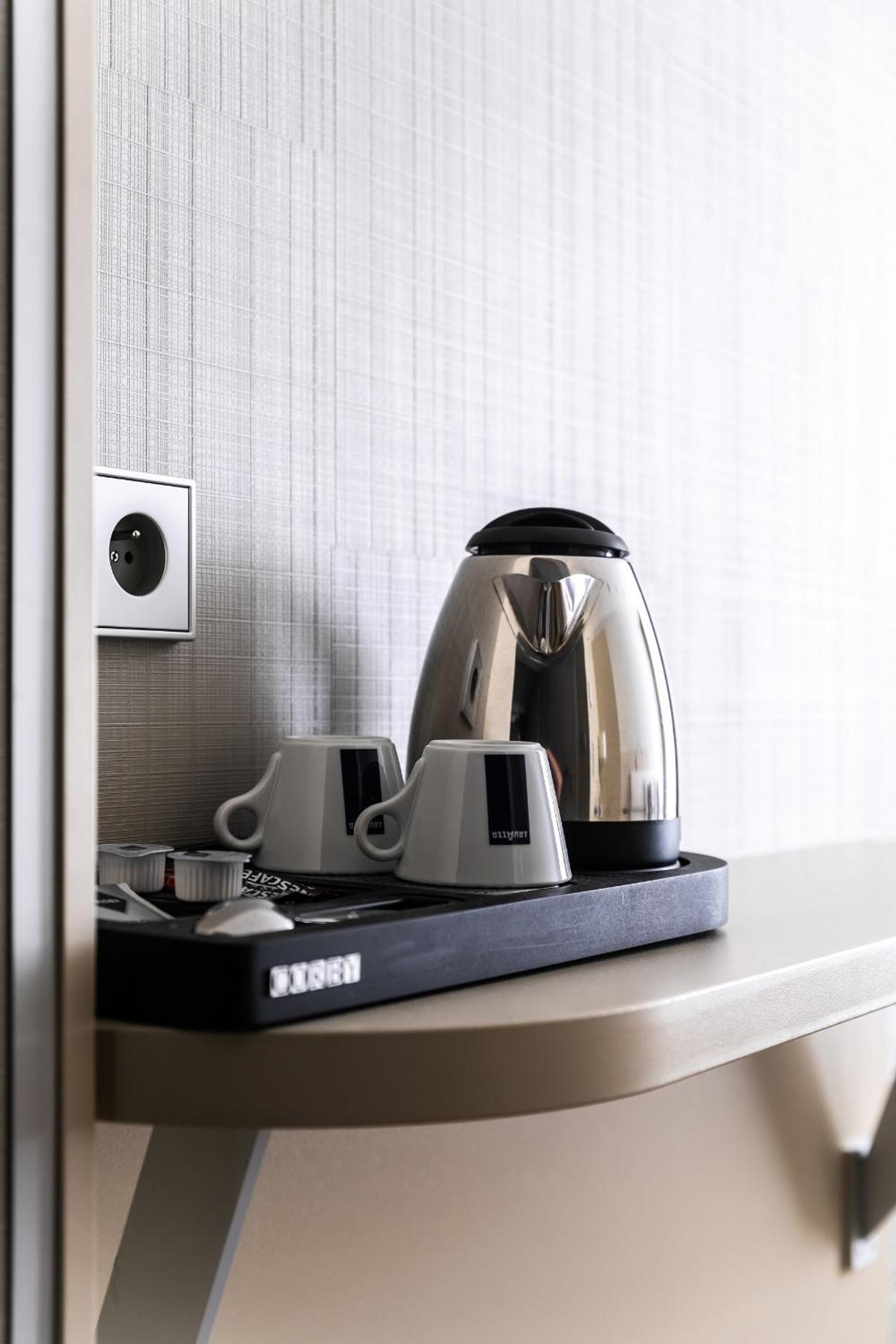 Deluxe Double Room with Extra Bed