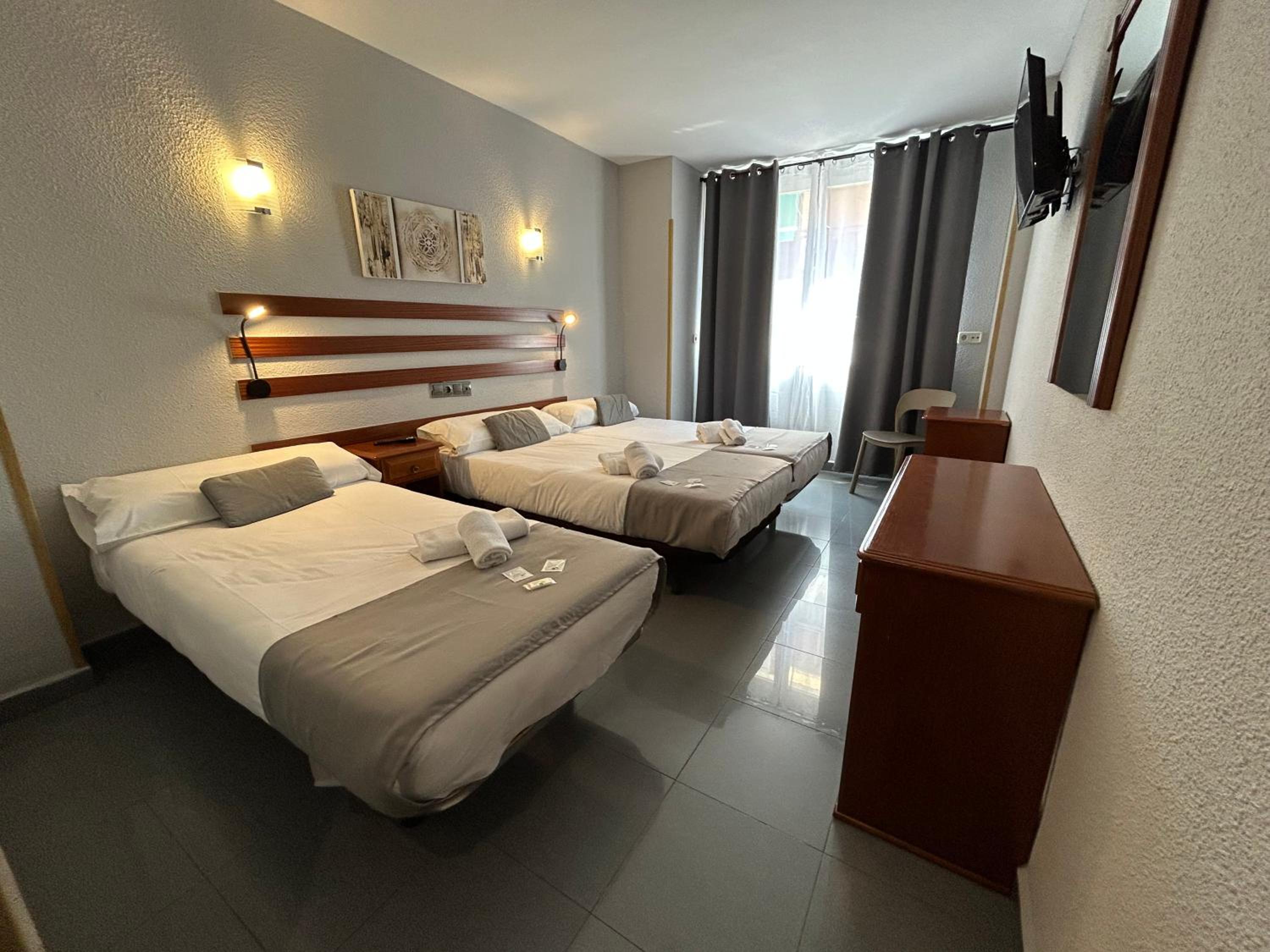 Triple Room