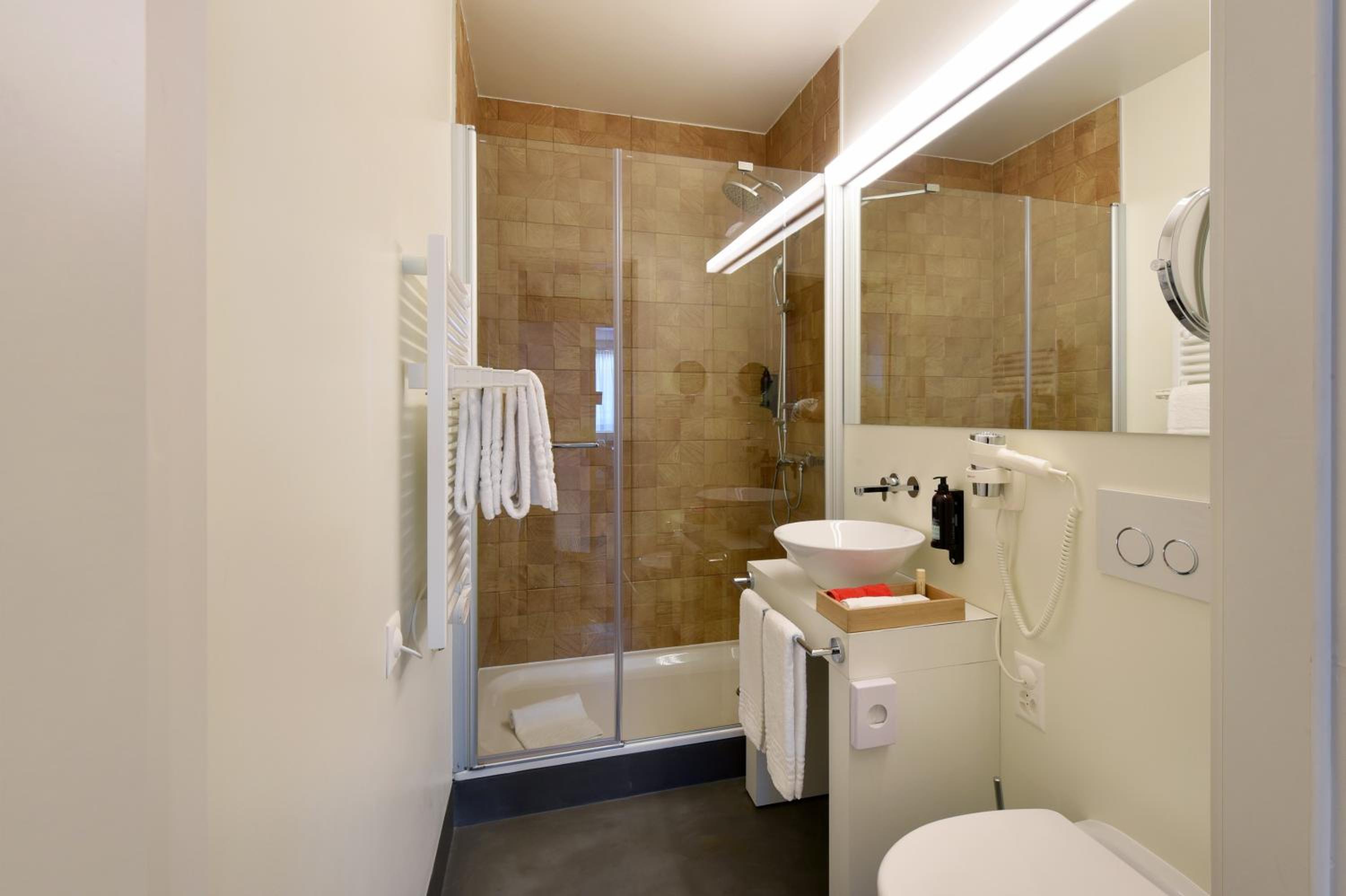 Apartment with Terrace