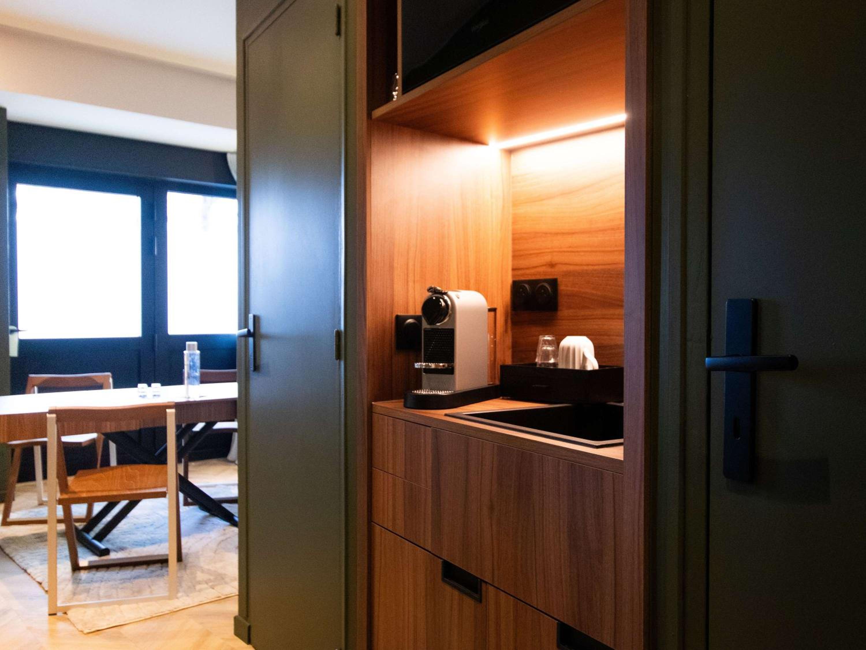 Superior Apartment with One Double Bed and Sofa