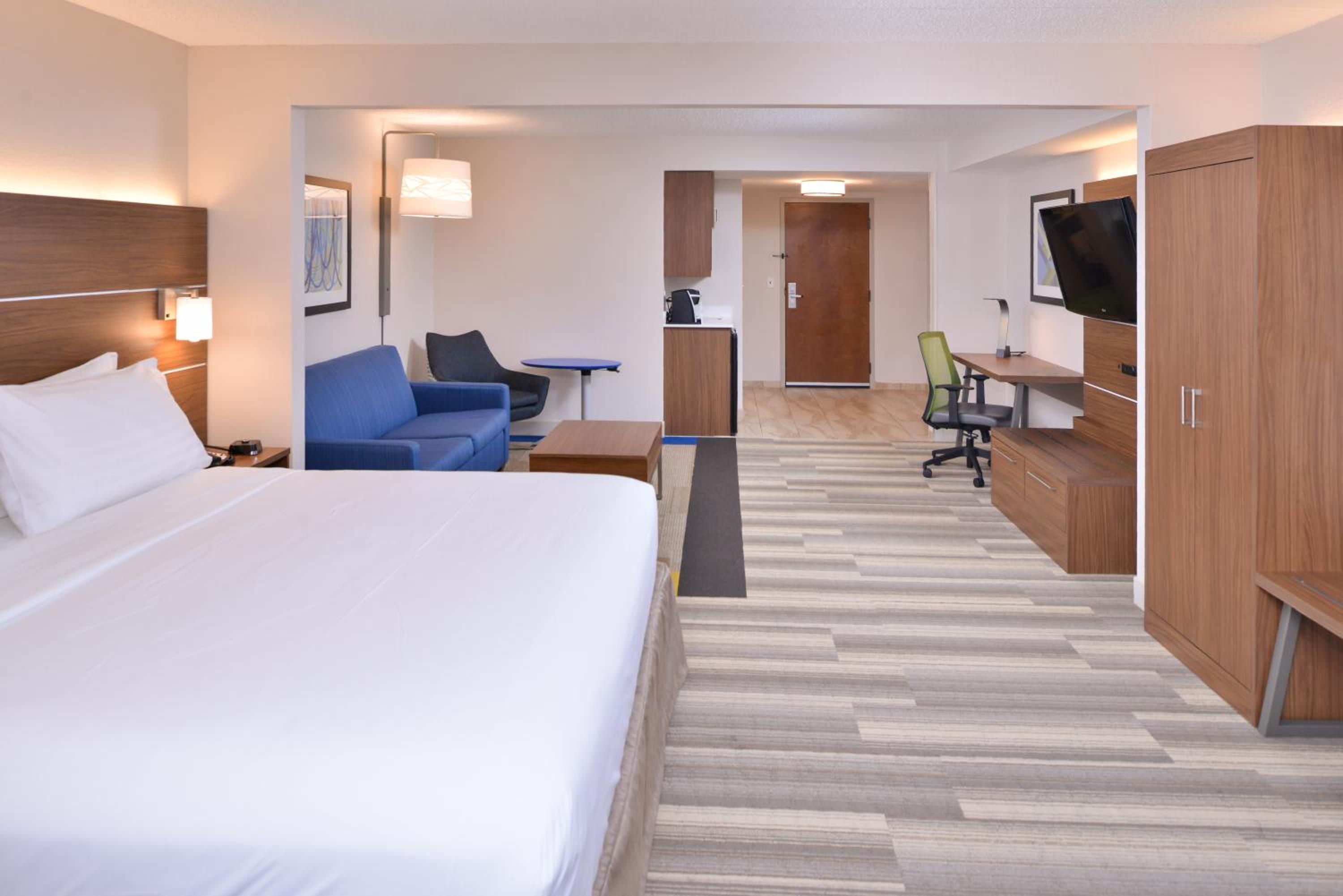 King Suite with Sofa Bed