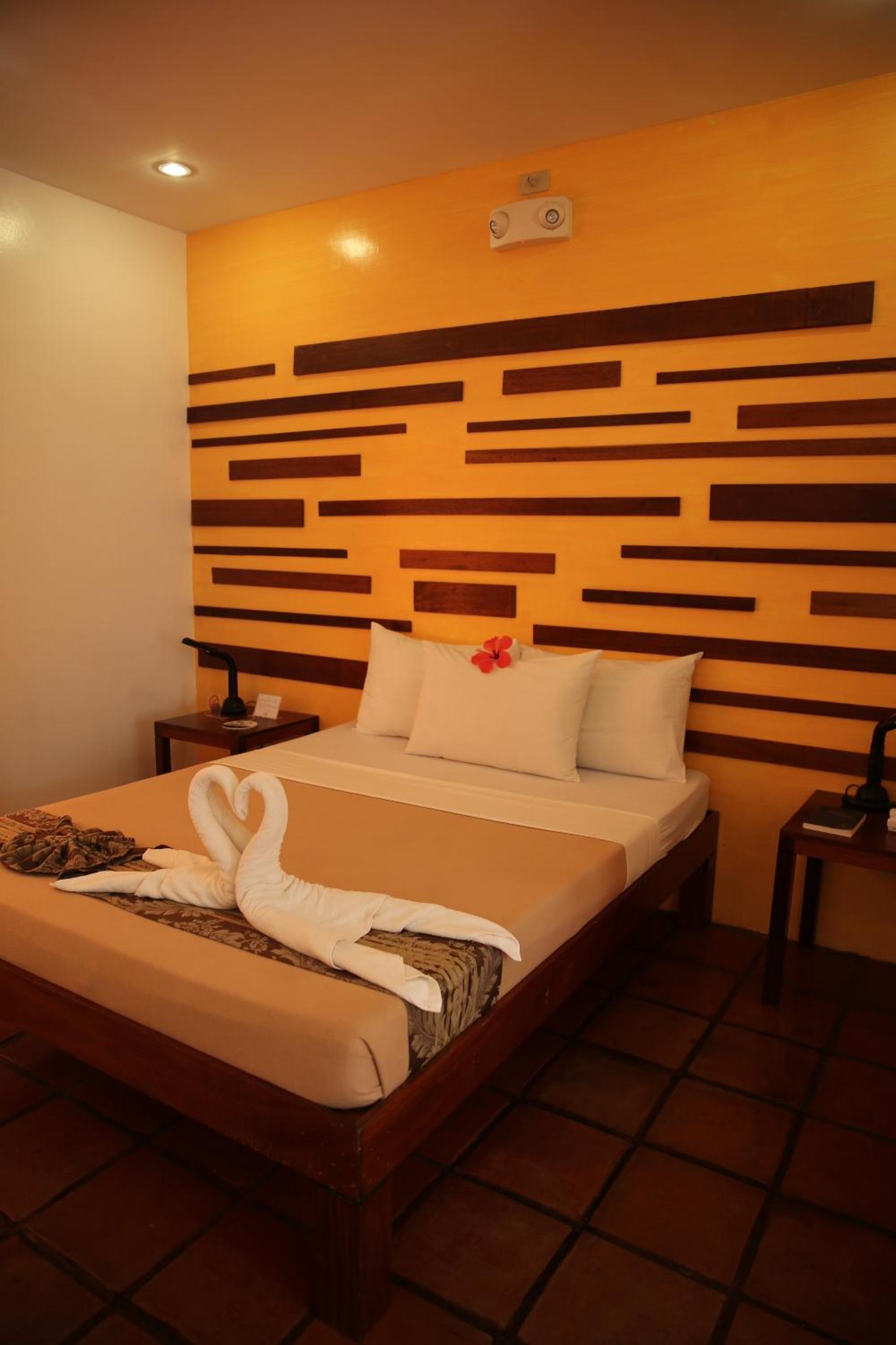 Suite with Garden View