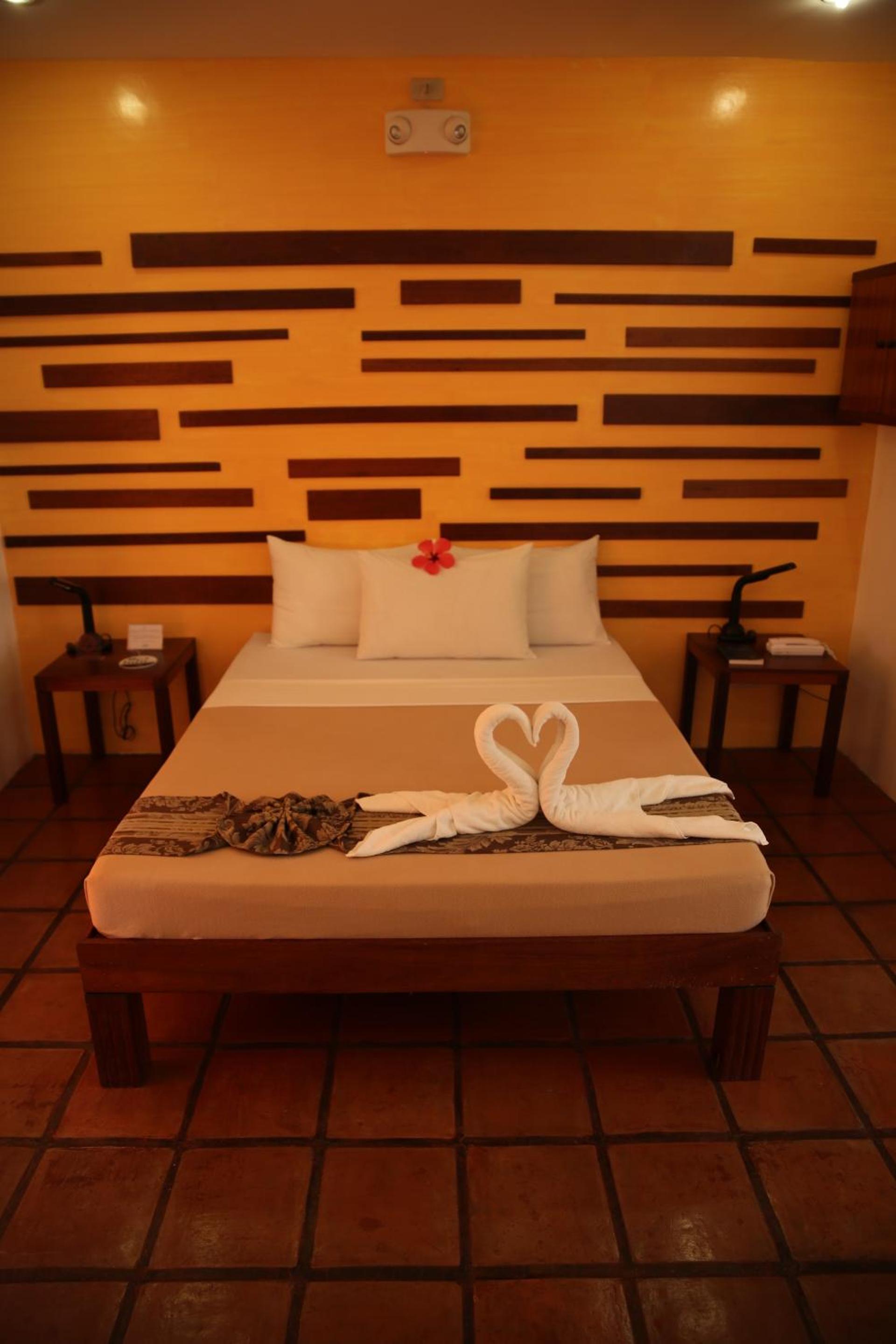 Suite with Garden View