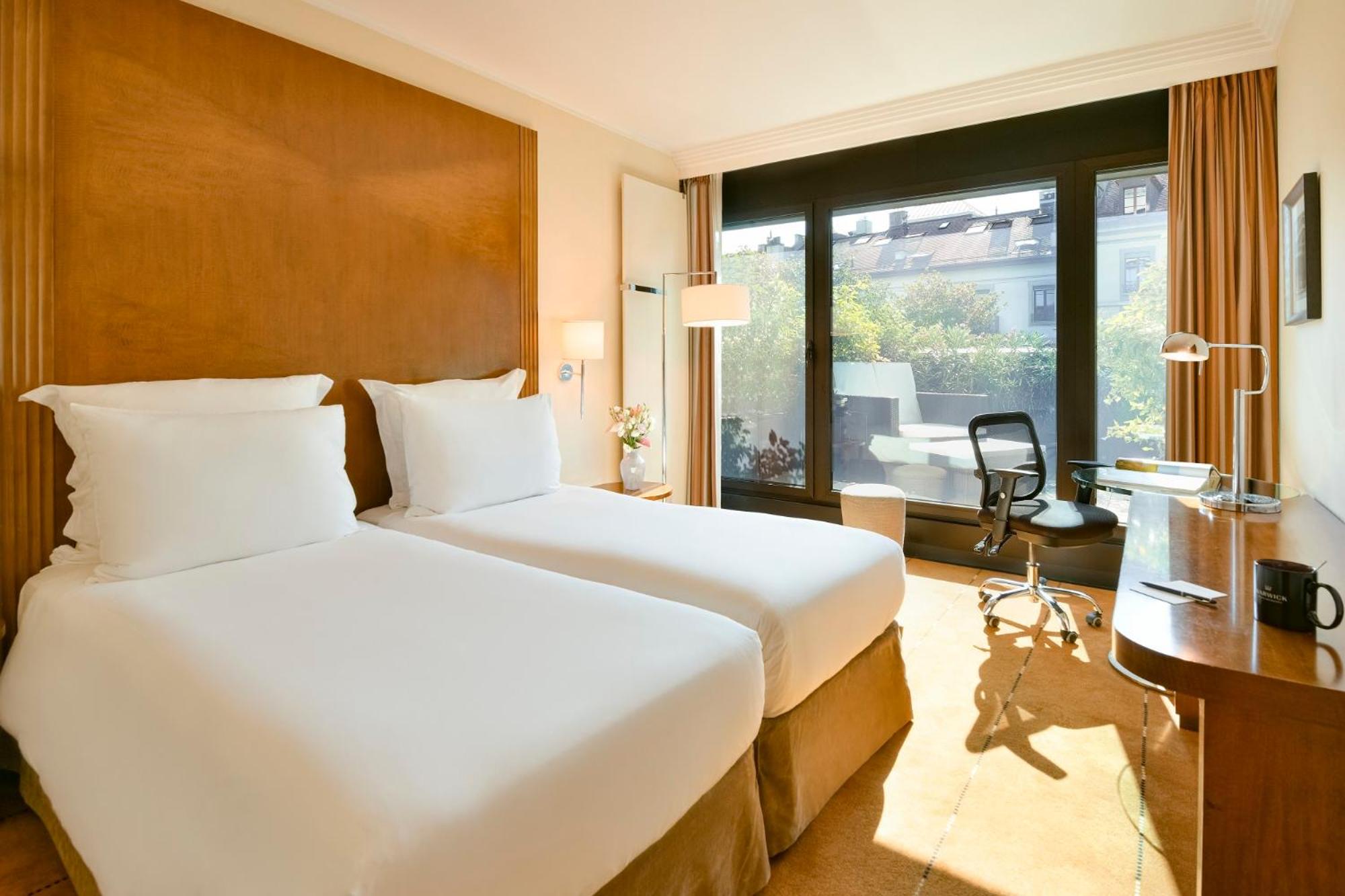 Classic Terrace Room