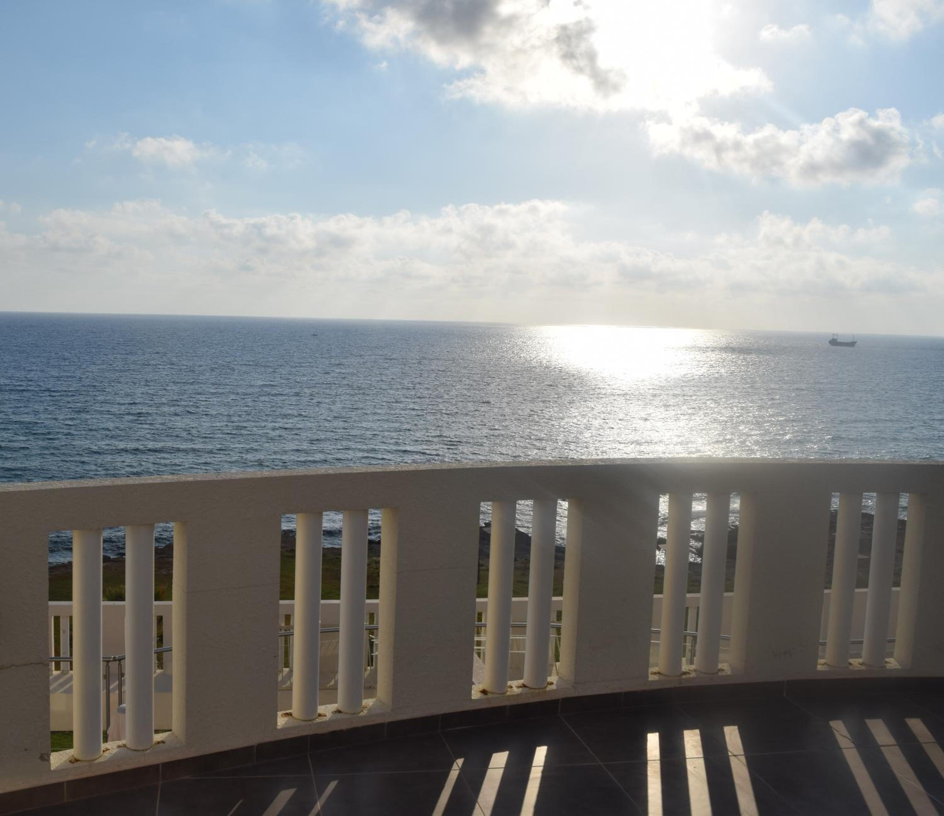 Three-Bedroom Suite with Sea View