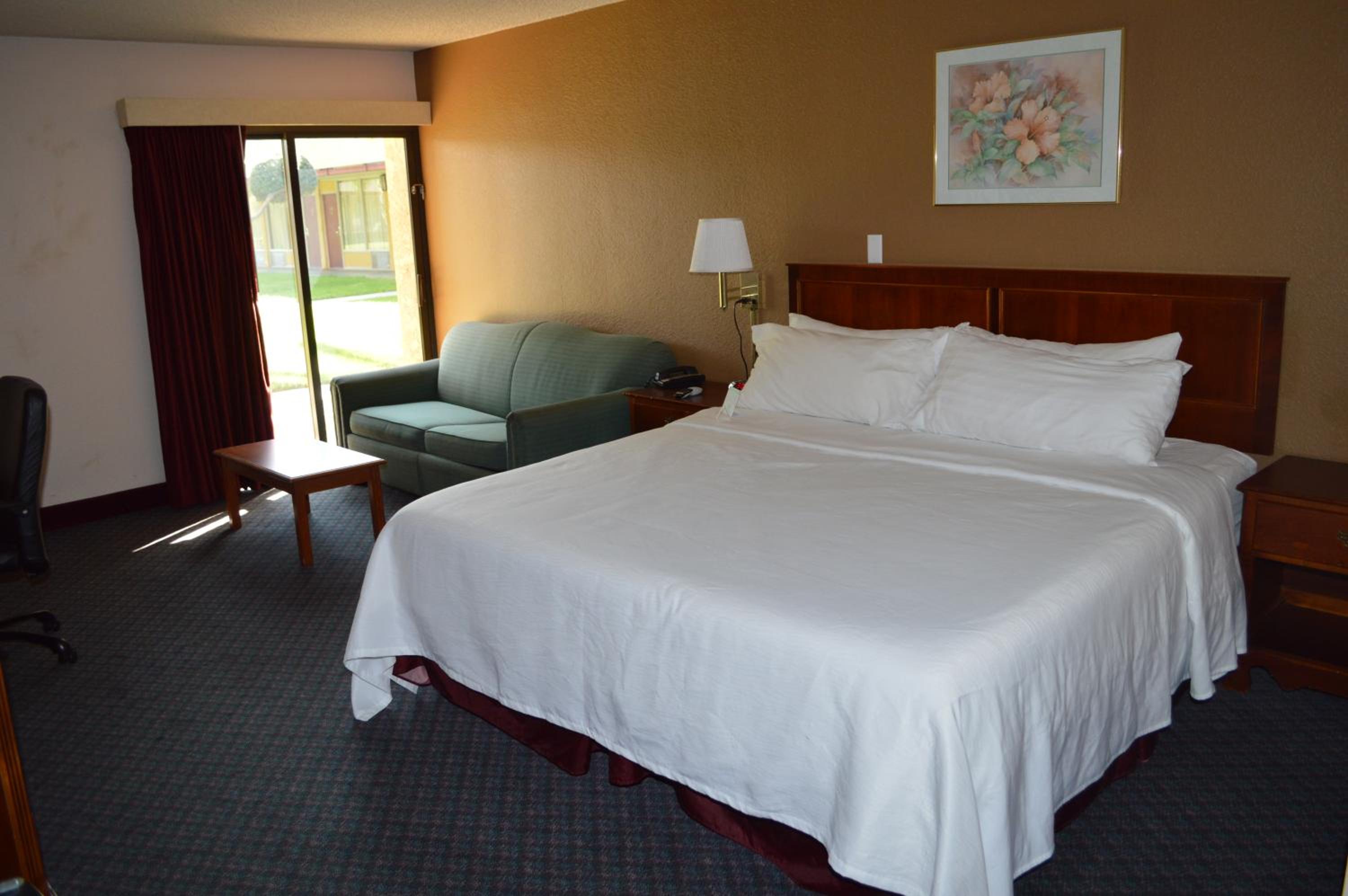 King Room with Pool View