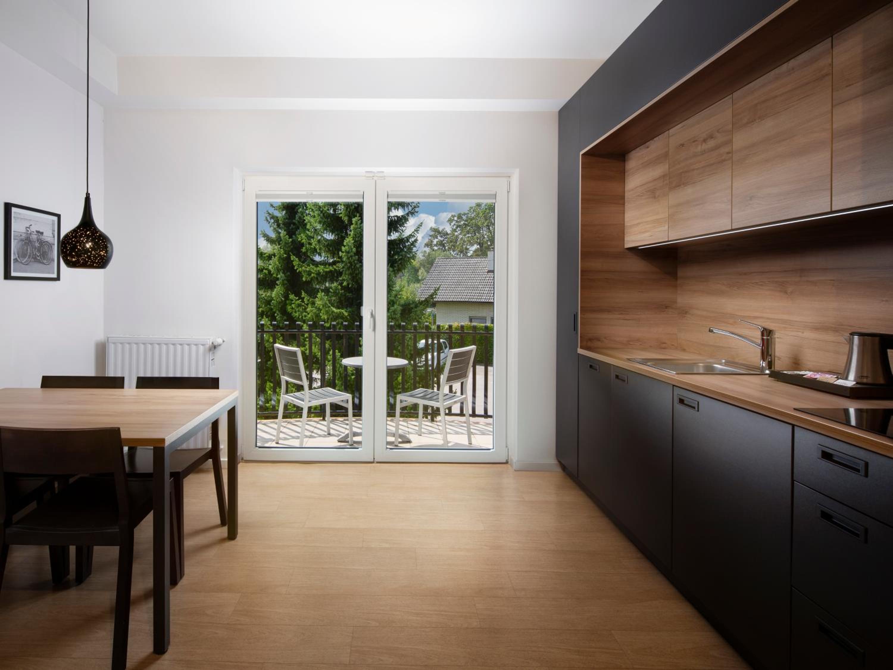 One-Bedroom Apartment