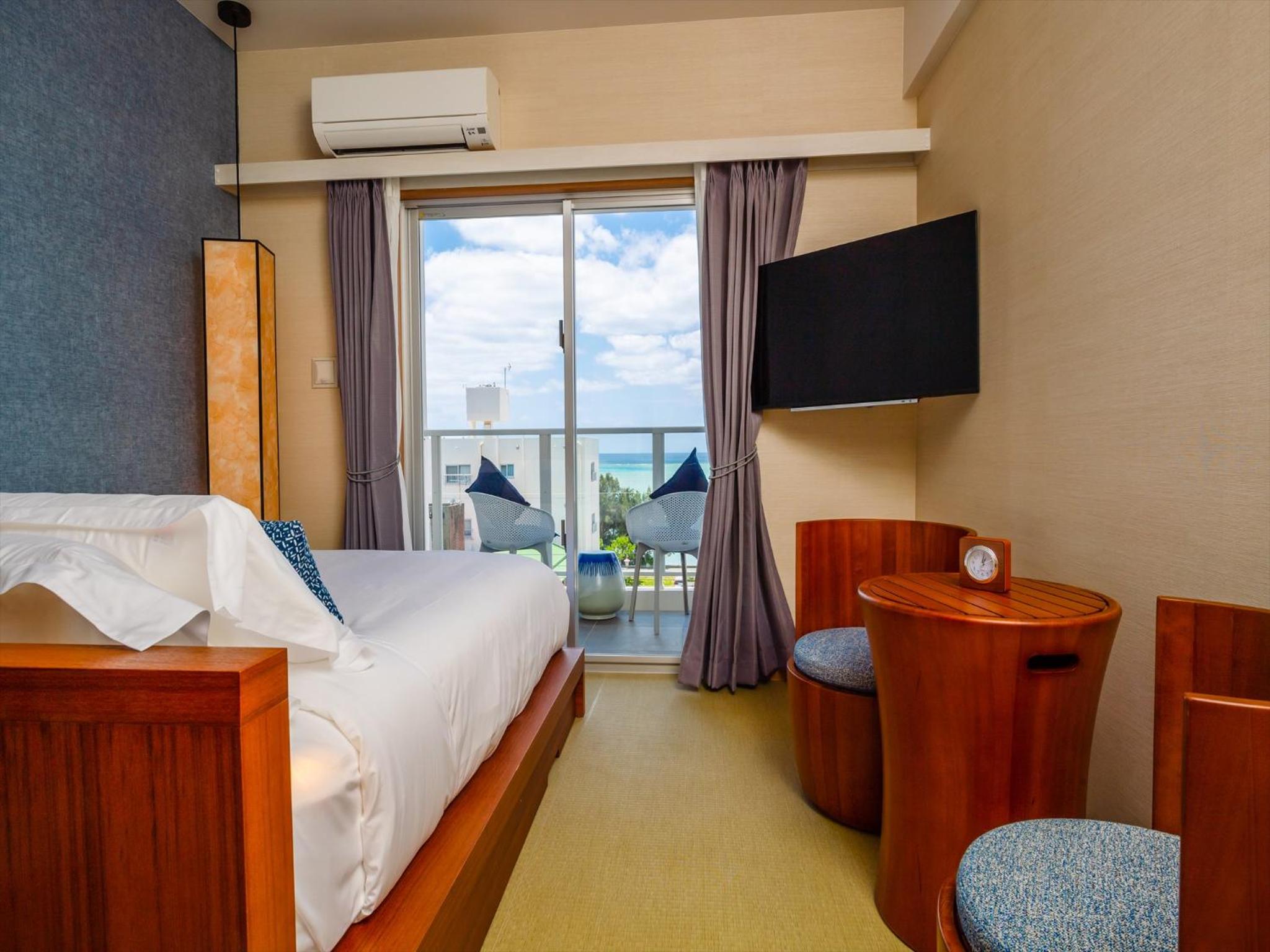 Deluxe Double Room (2F~4F)