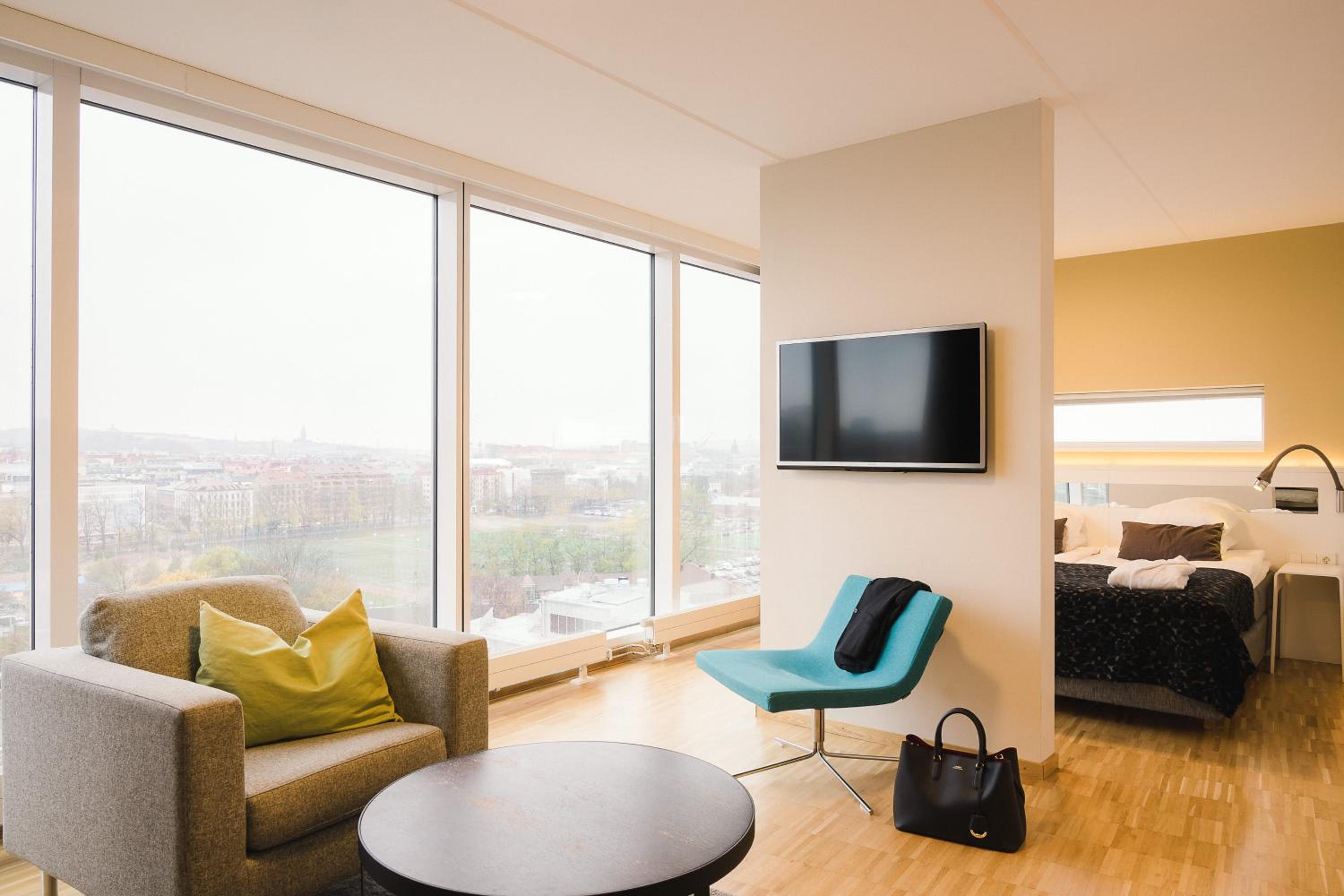 Superior King Plus Room