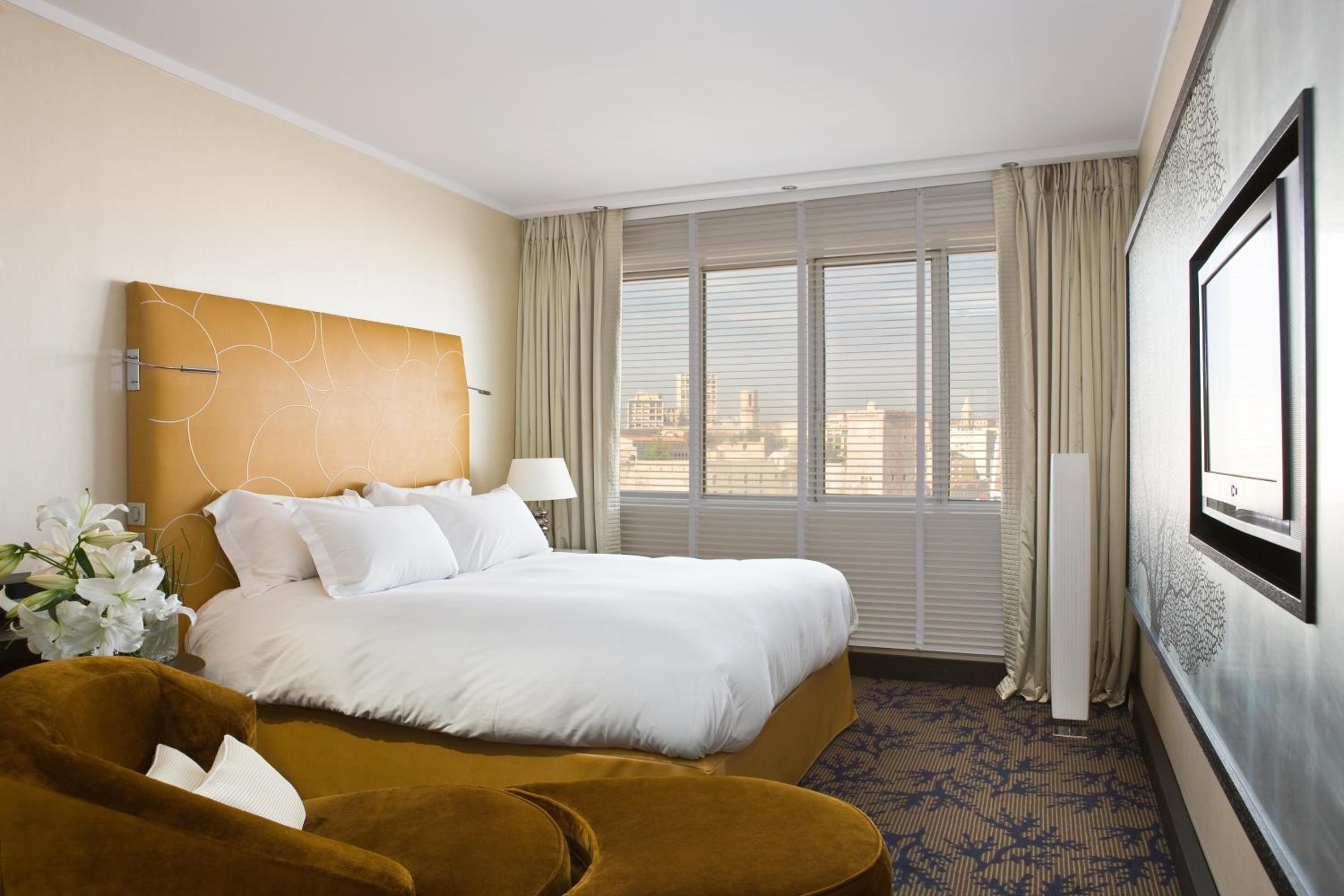 Luxury Room, with port view, One Double Bed, fitness and Sofitel Spa