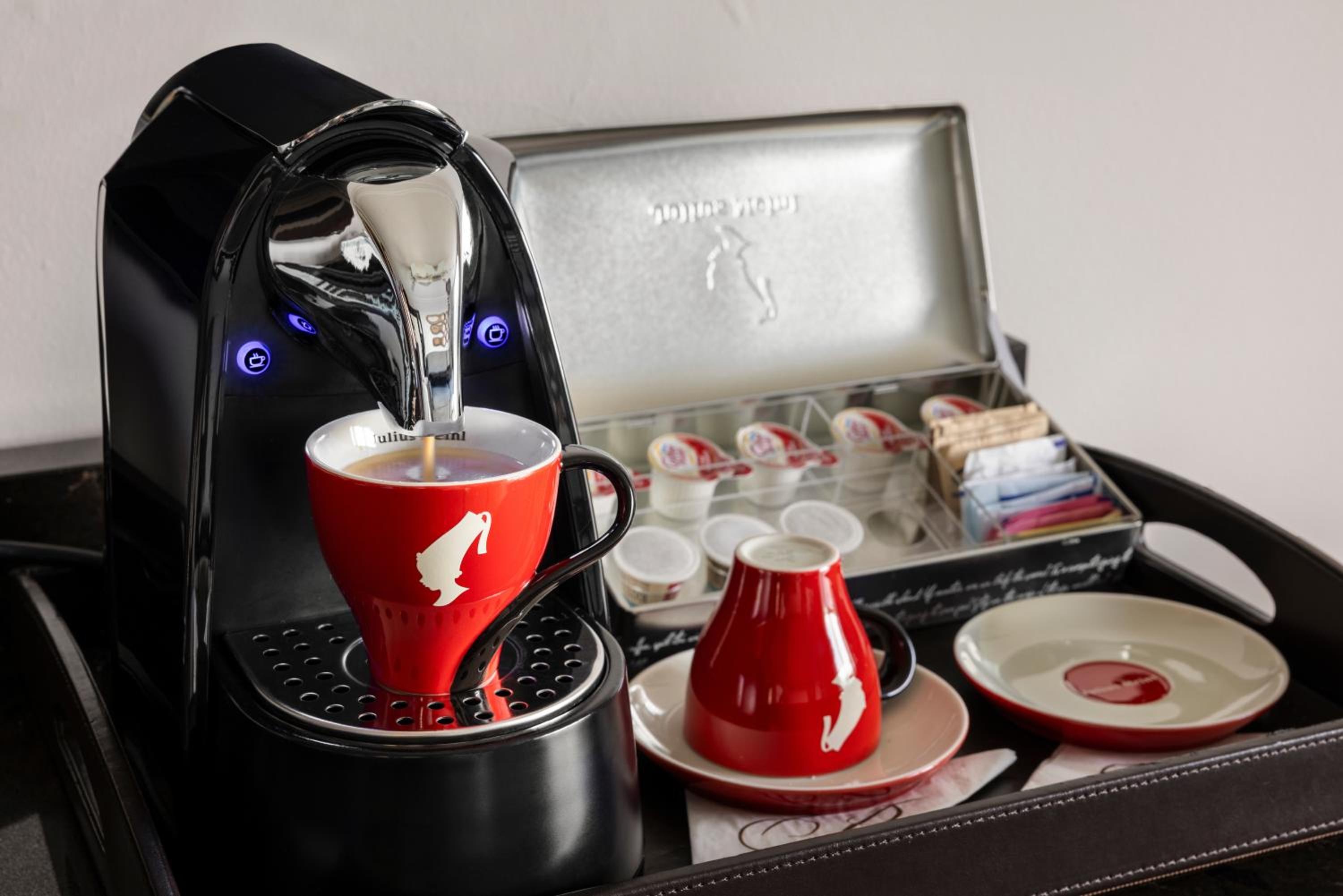  Oceanfront 1 Bedroom Suite with Balcony