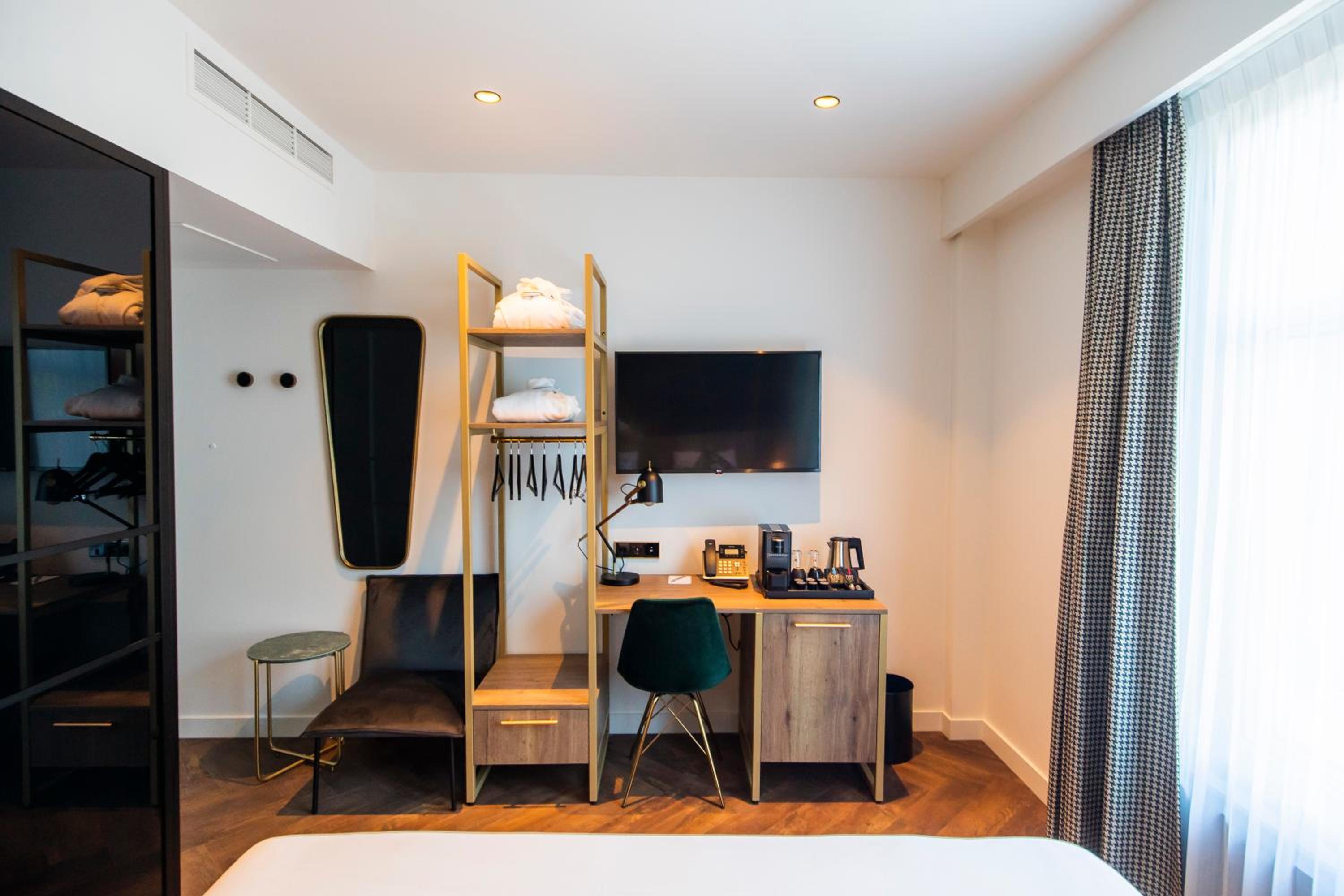 Heritage Double Room with City Spa Access