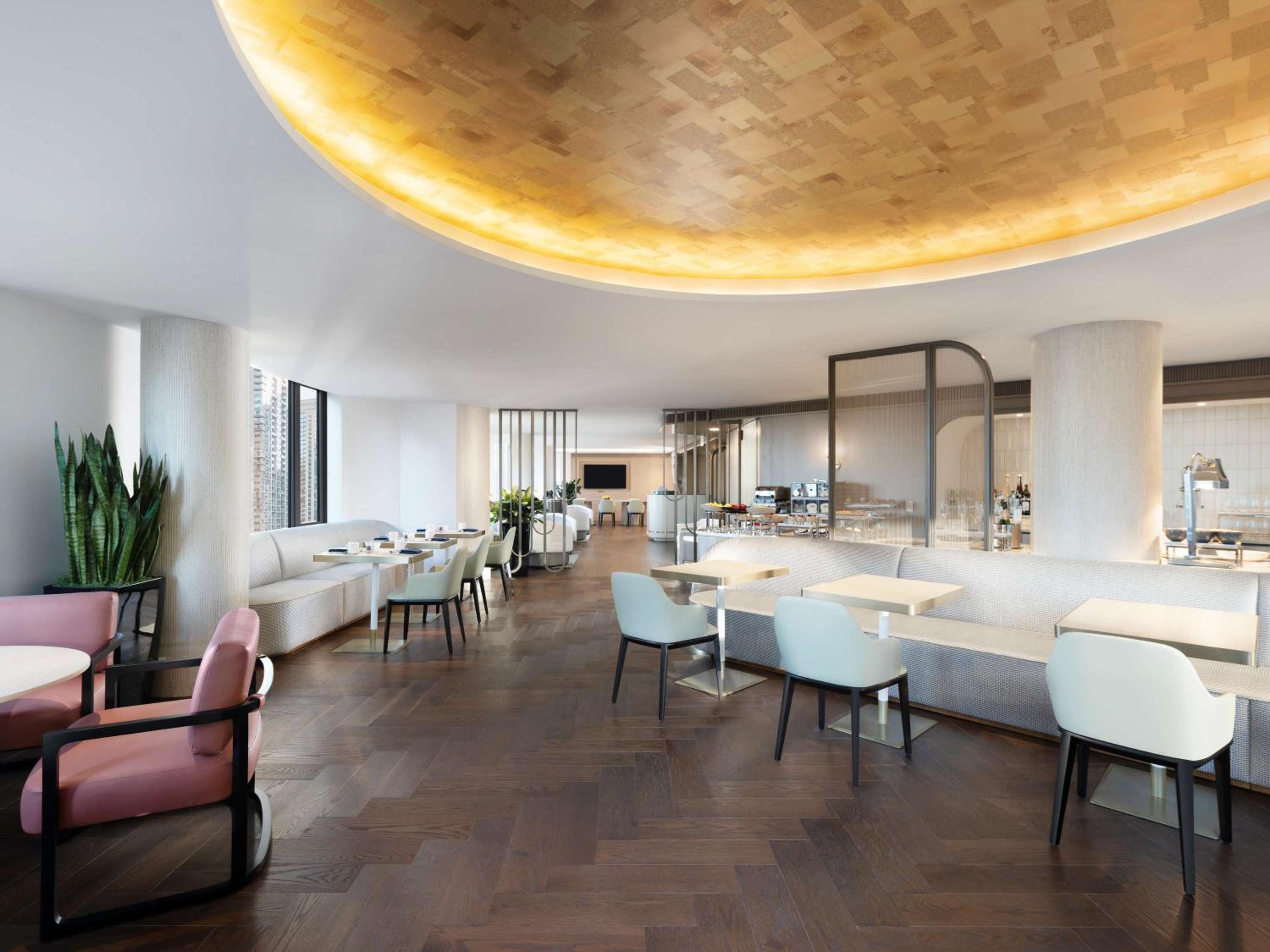 Fairmont Gold Room With Two Double Bed With Lounge Access