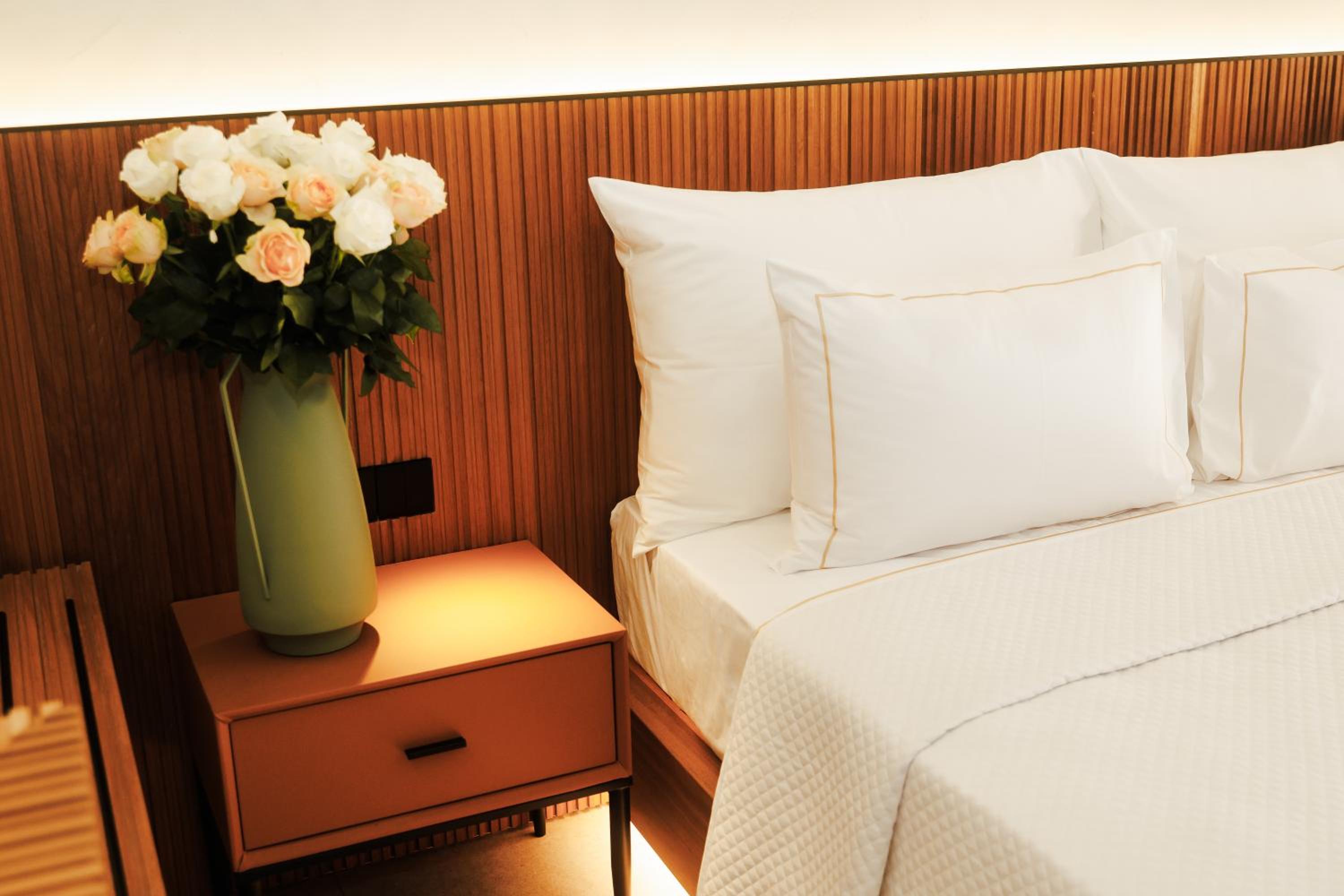 Magnolia Superior Room