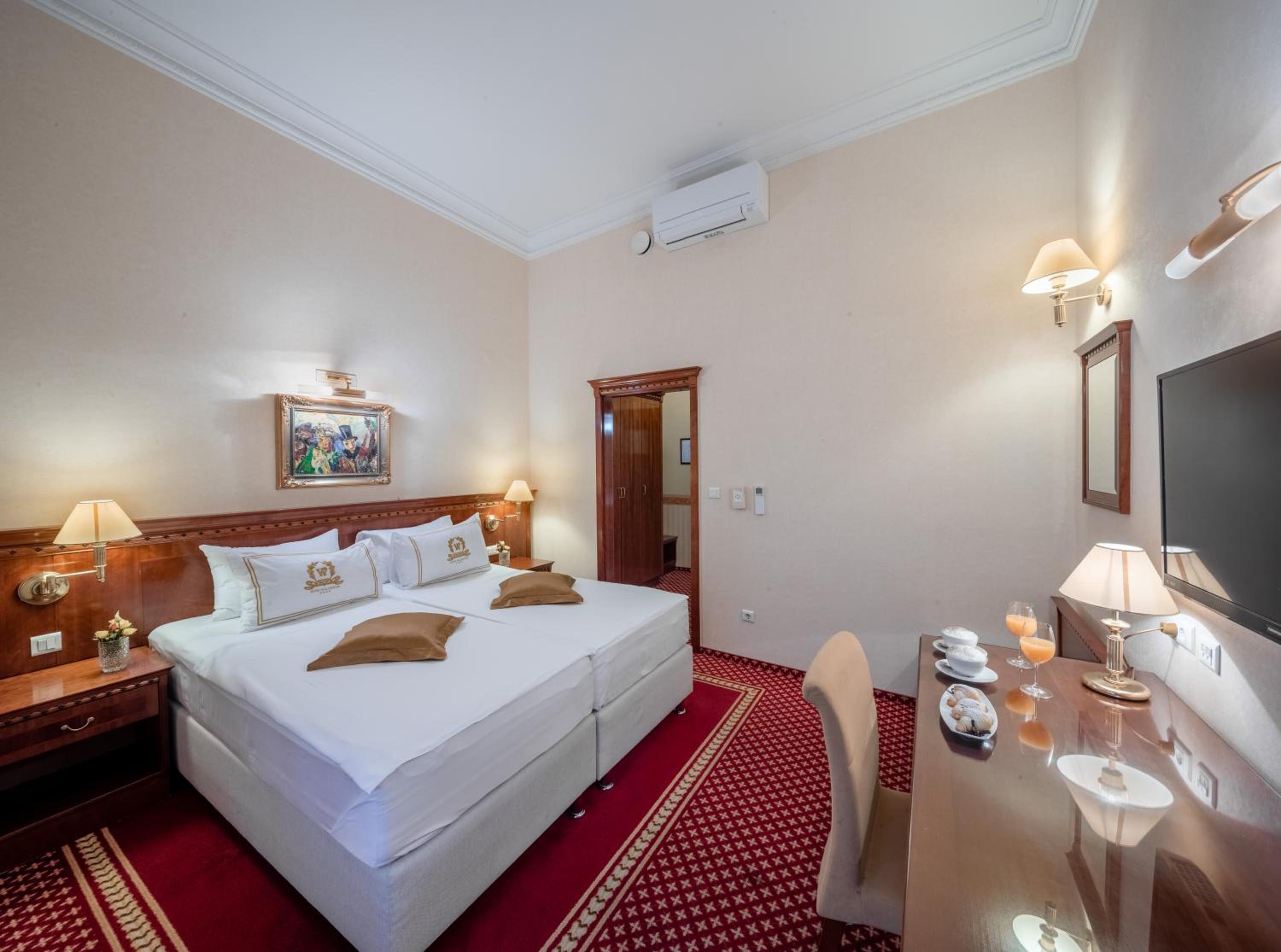 Standard Double or Twin Room