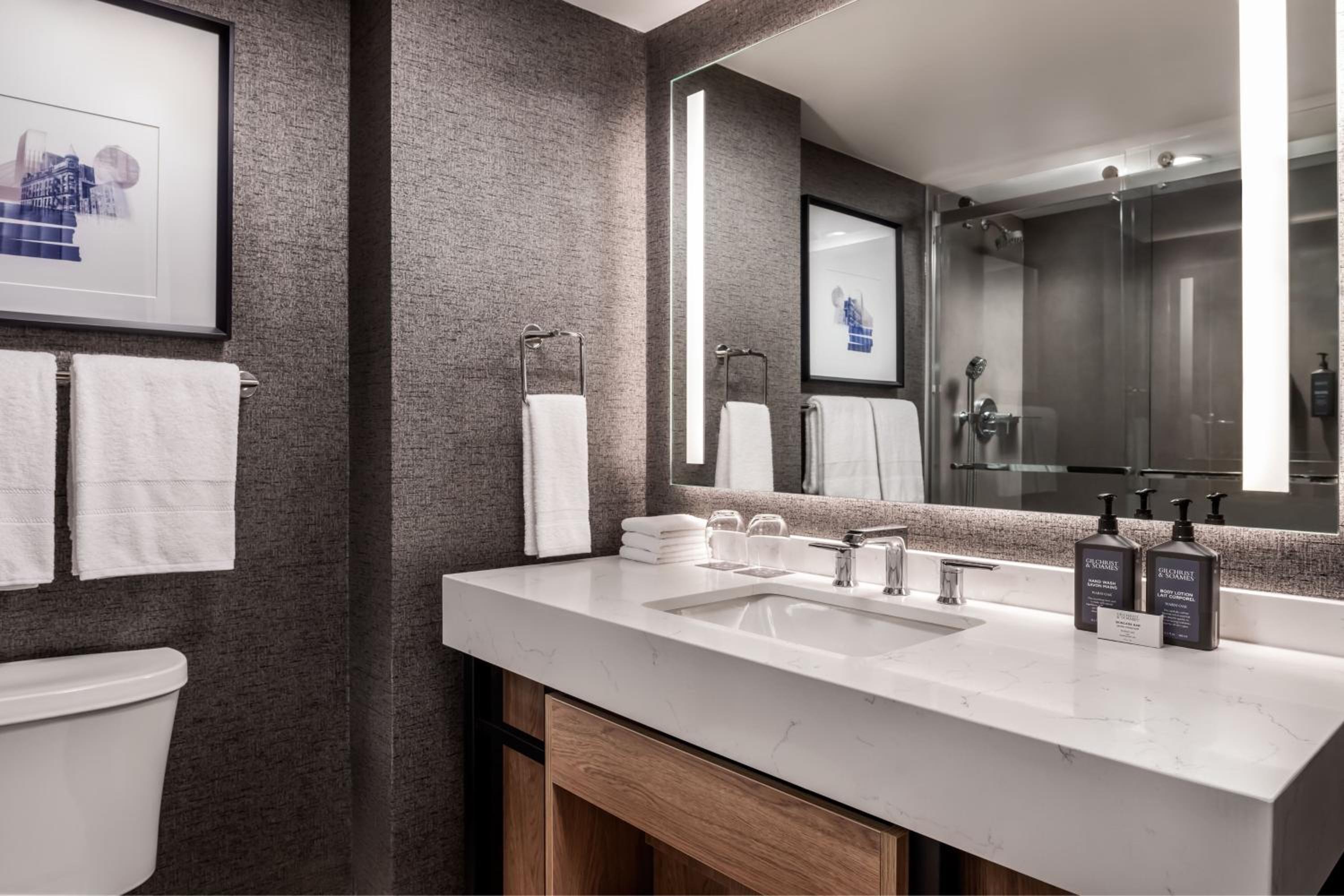 Club King Room - Club Lounge Access