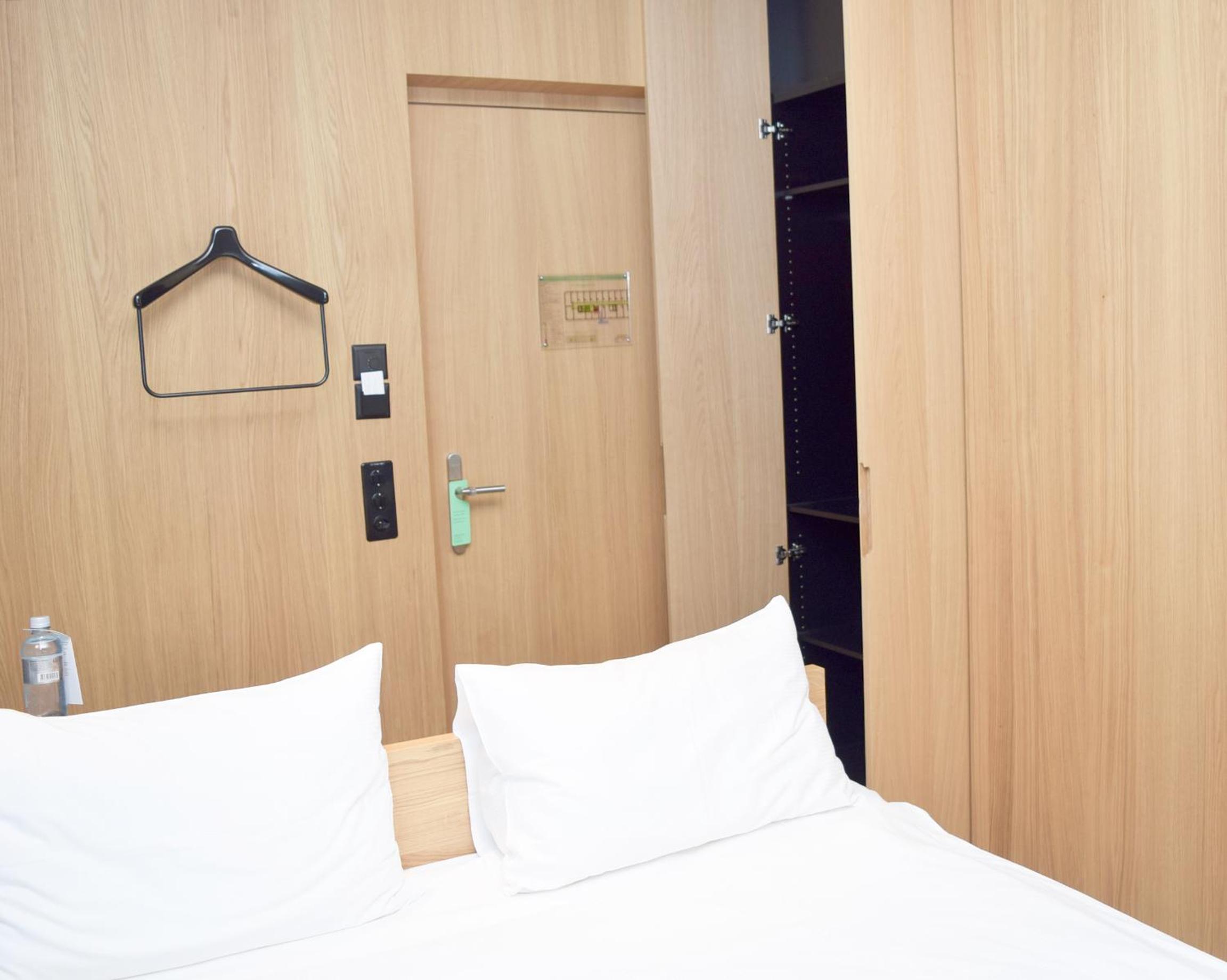 Business Design Room