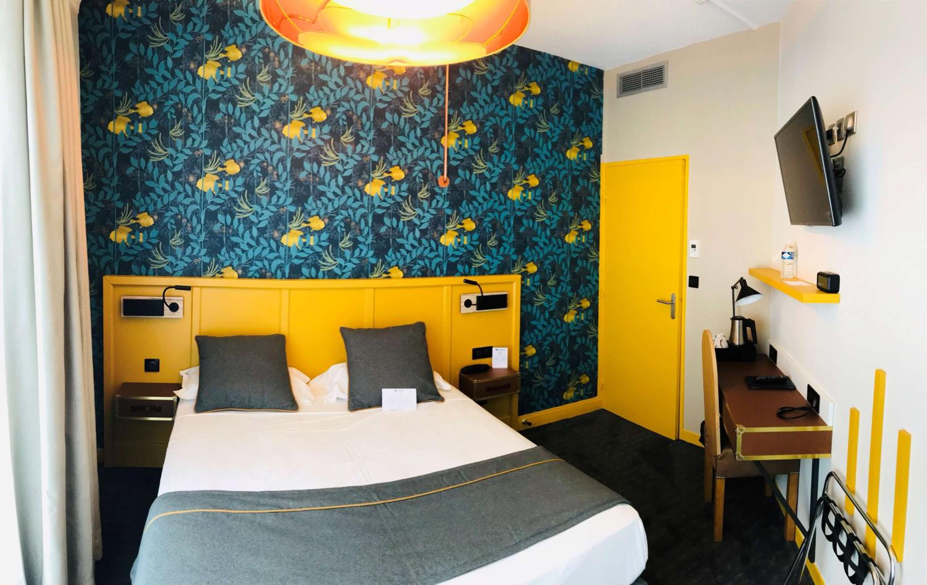 Comfort Queen Room without Air Condition