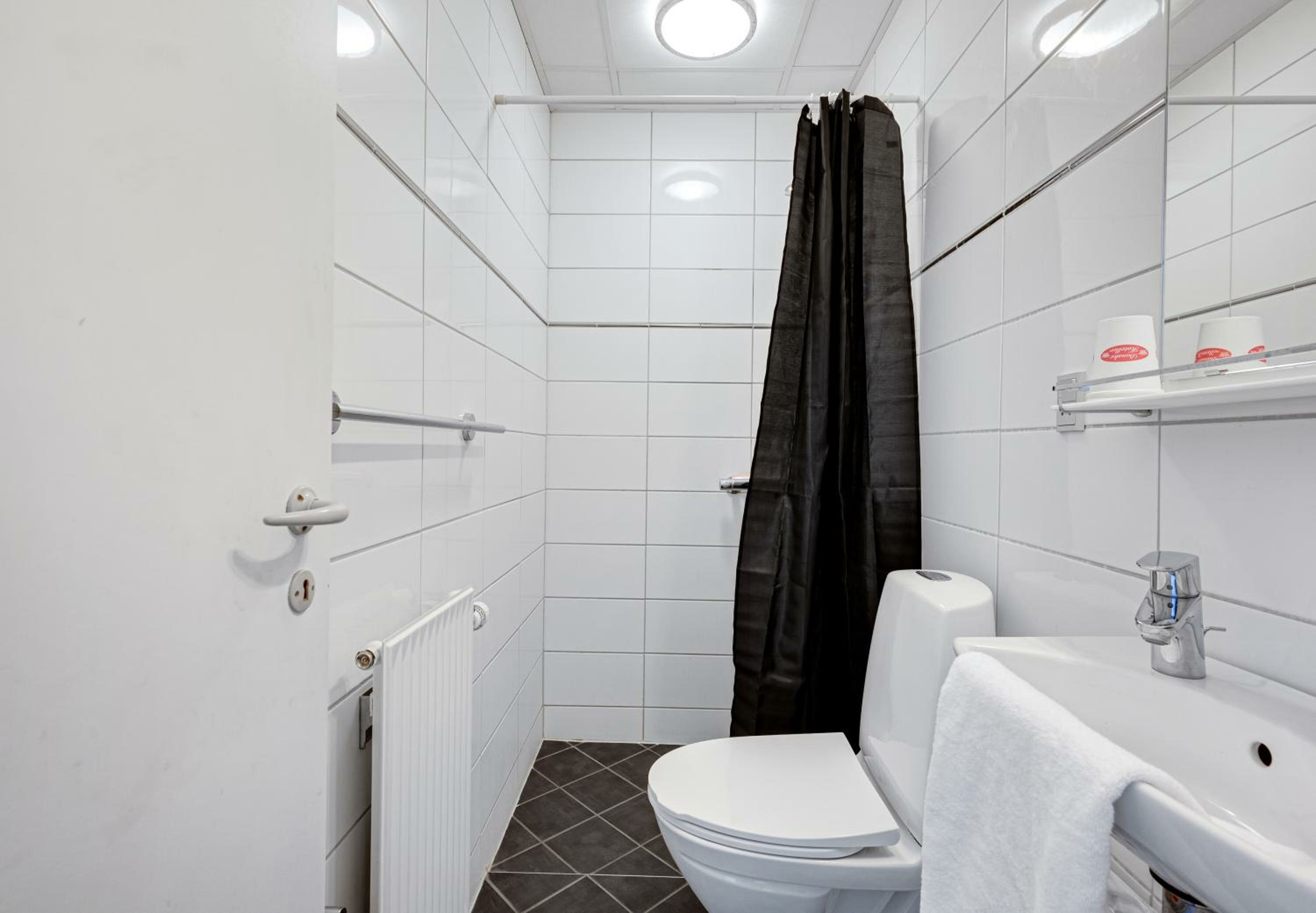 Deluxe Double Room with Shower